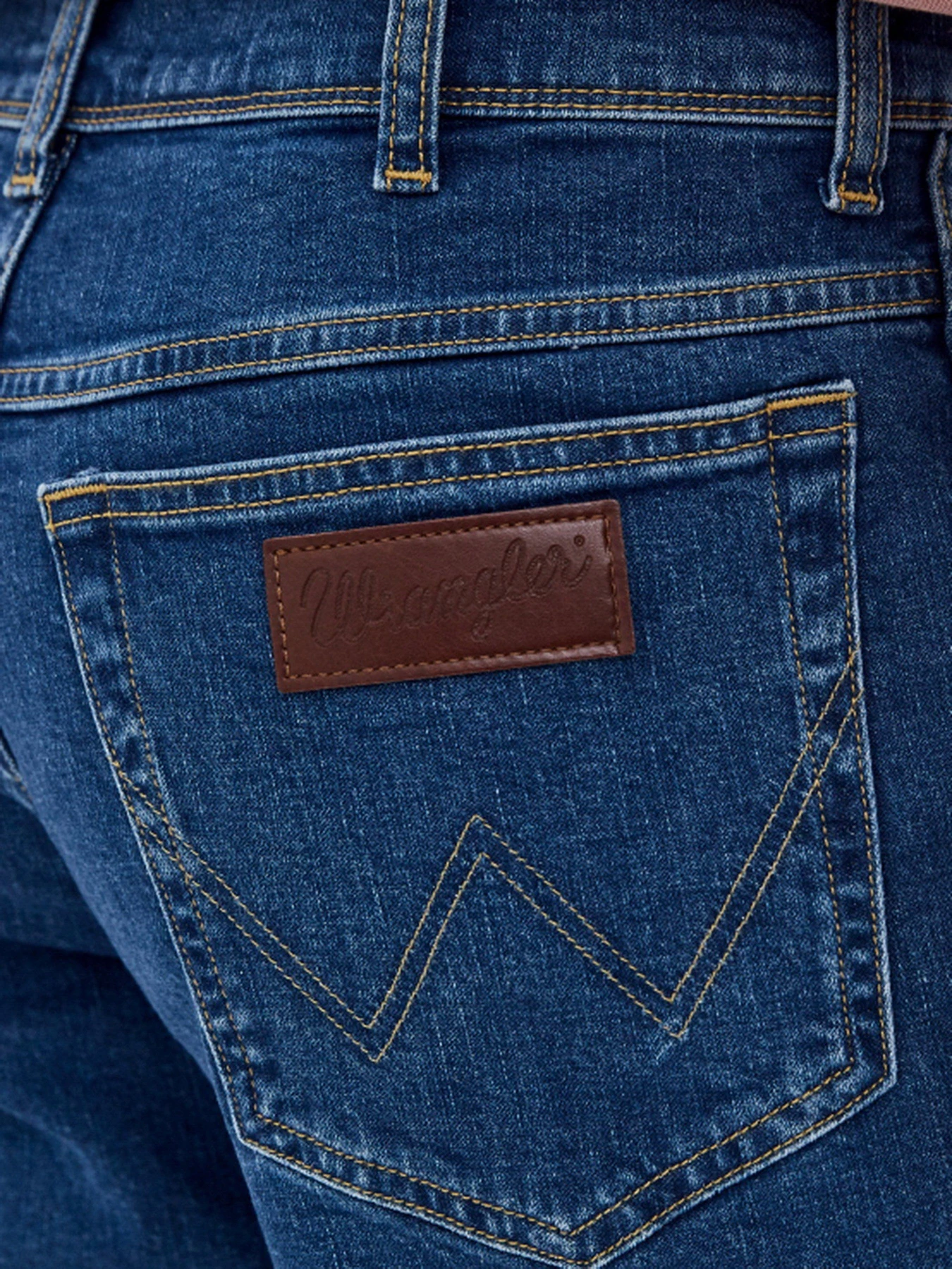 Джинси Wrangler Stretch модель W121HR36B_32 Джинси Wrangler Stretch модель W121HR36B_32 Фото