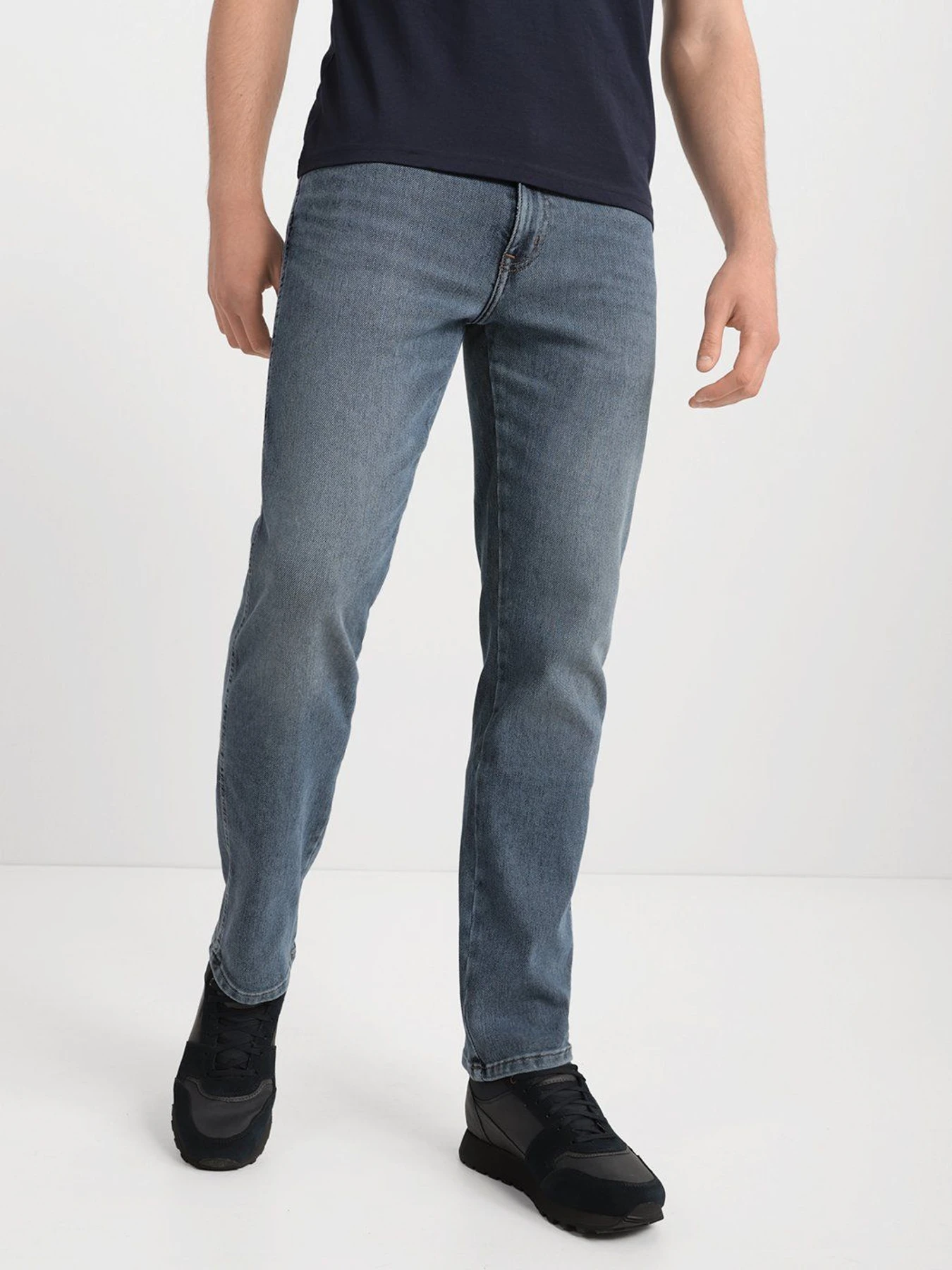 Джинси Wrangler модель W121N8286_32 Джинси Wrangler модель W121N8286_32 Фото
