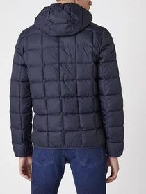 Куртки та дублянки Wrangler модель W4C6WRXAE Фото