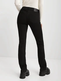 Джинсы Wrangler Straight модель W28T4230N_32 Фото