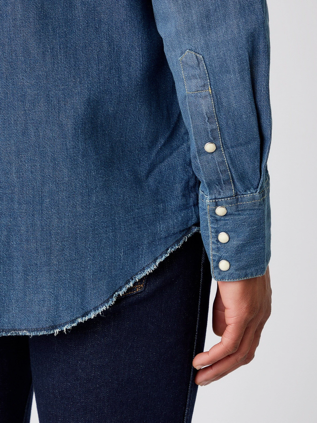 Рубашки Wrangler модель W5D1AK725 Рубашки Wrangler модель W5D1AK725 Фото