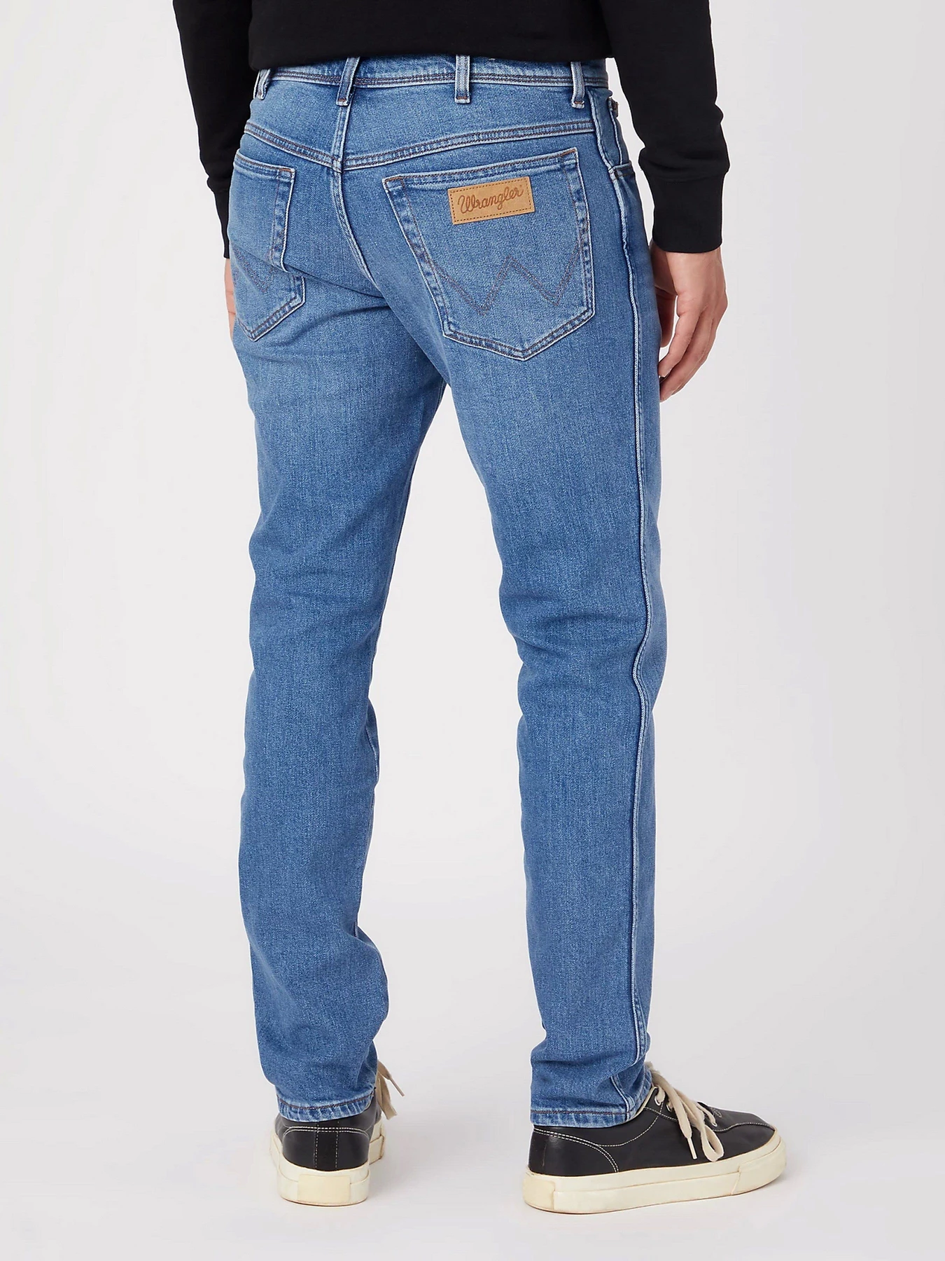 Джинсы Wrangler модель W12TJX21Y32_32 Фото