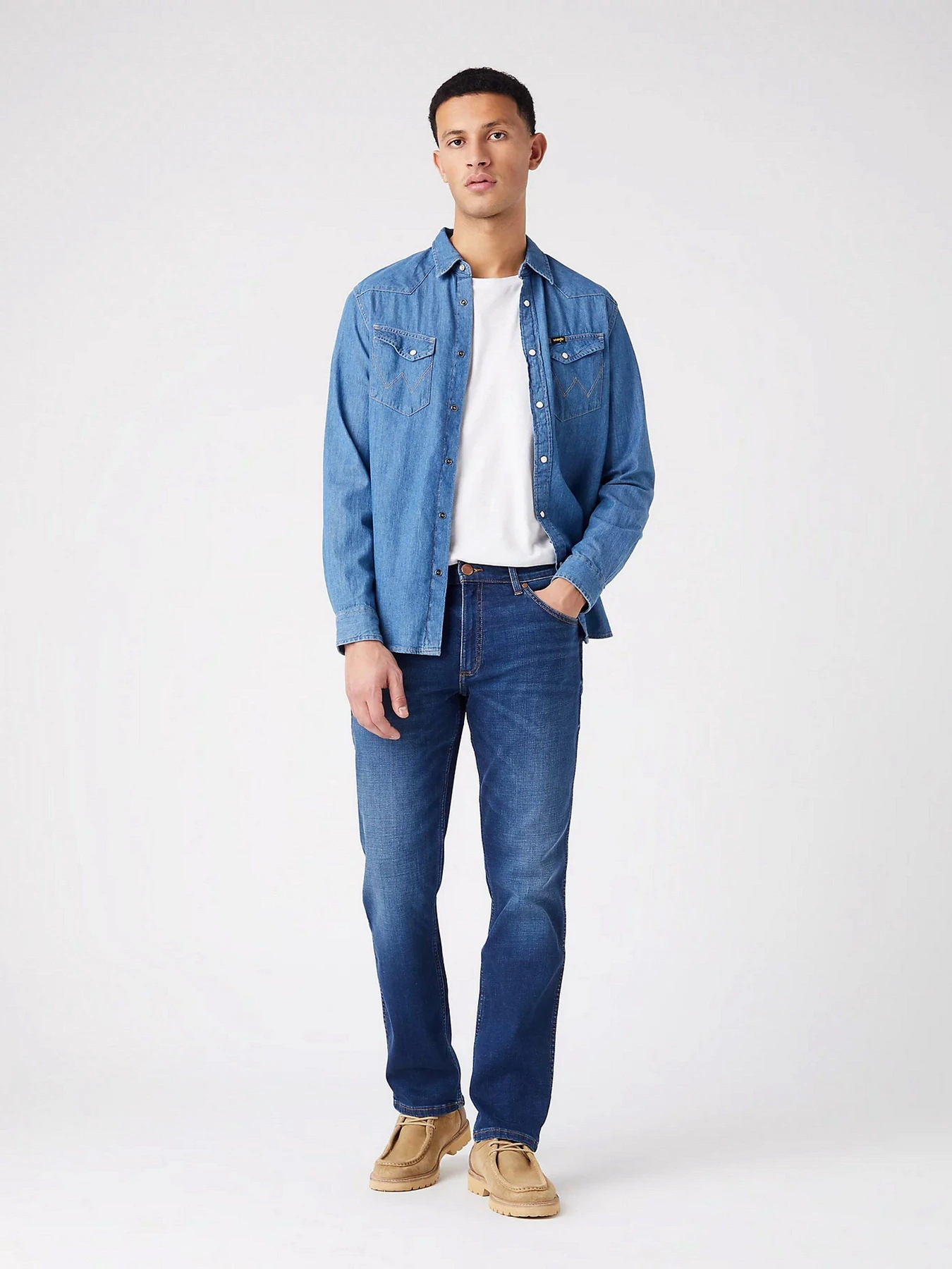 Джинсы Wrangler модель W15QCJ02732_32 Фото