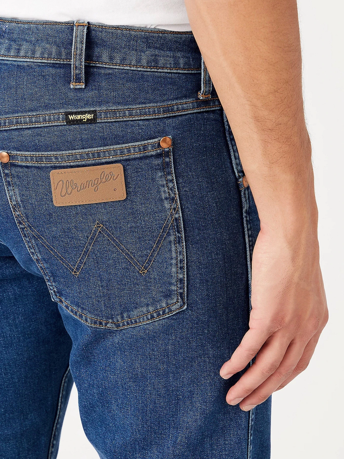 Джинсы Wrangler модель W1MZUH92332_32 Фото