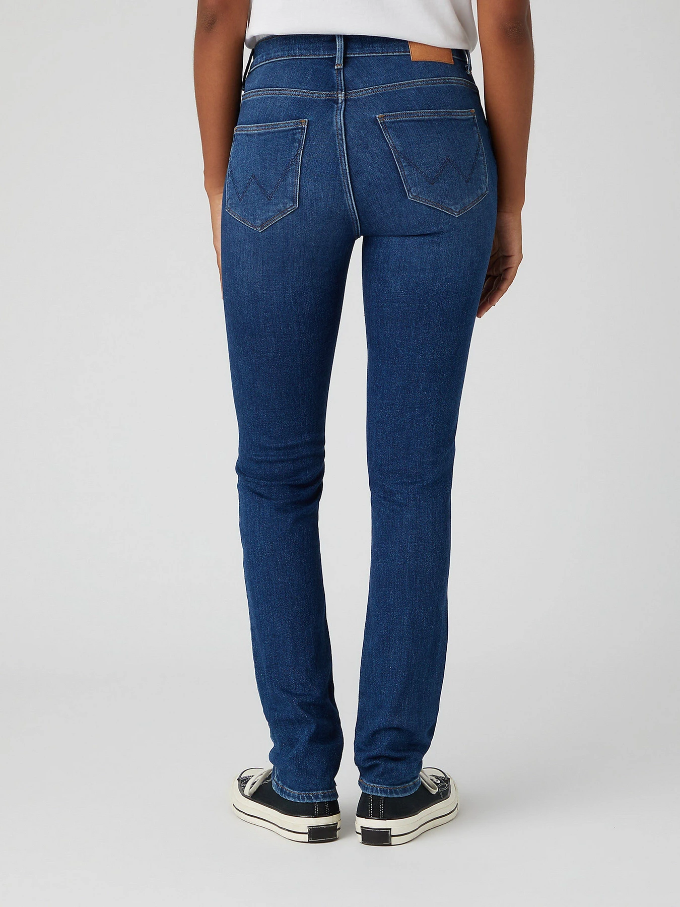 Джинсы Wrangler Slim Authentic Love модель W26LZM23Z32_32 Джинсы Wrangler Slim Authentic Love модель W26LZM23Z32_32 Фото