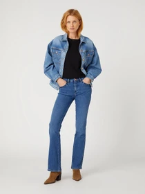 Джинсы Wrangler Bootcut Camellia модель W28B4734R_32 Фото