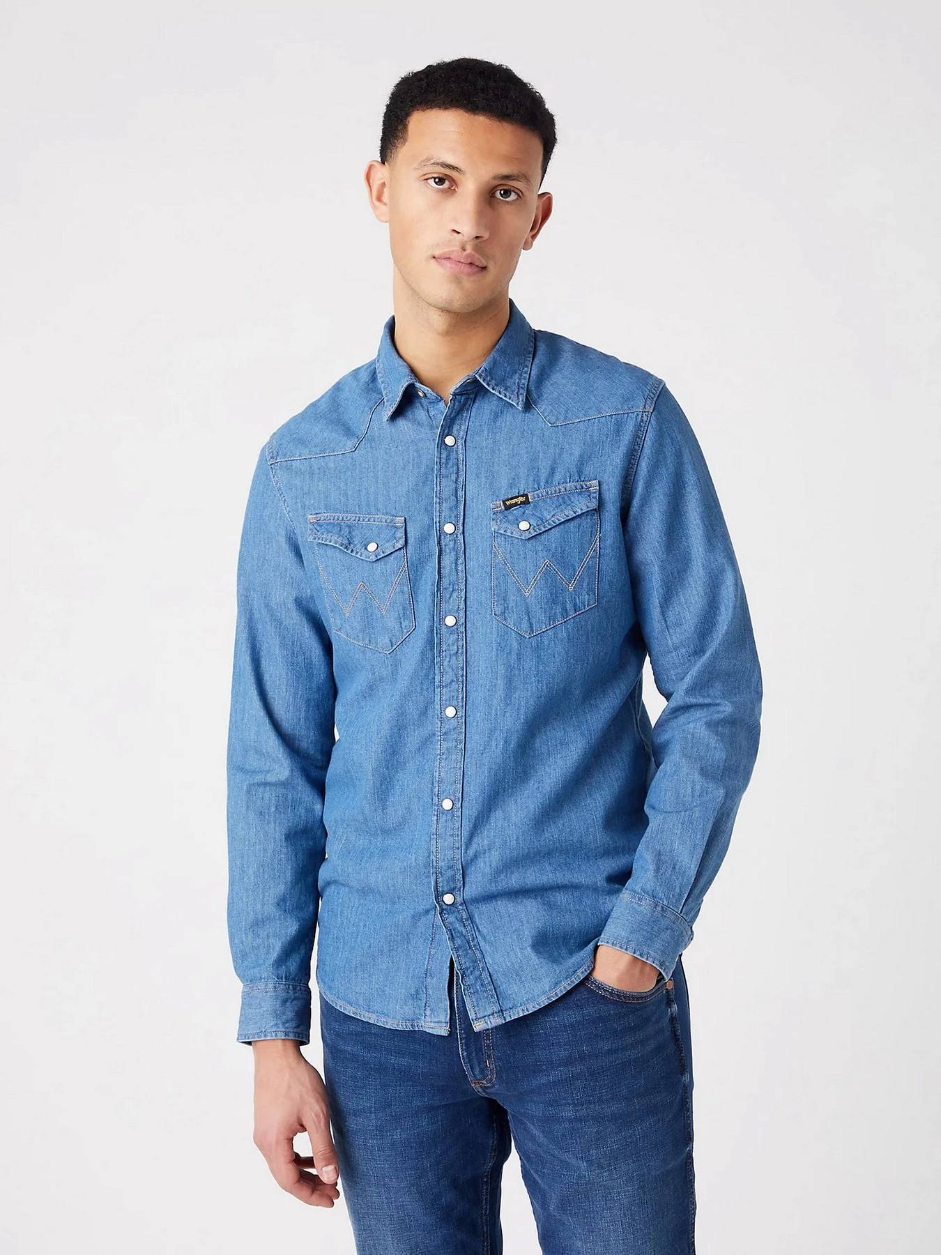 Рубашки Wrangler модель W5F25K14V00 Рубашки Wrangler модель W5F25K14V00 Фото