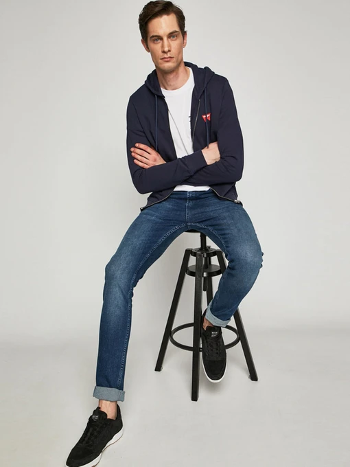 Худи и свитшоты Wrangler Sign Off Zip Sweat модель W6B4HA114 Фото