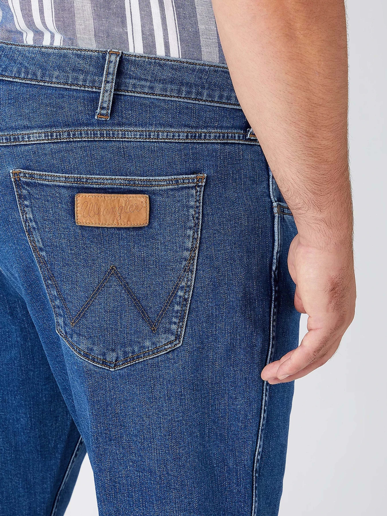 Джинси Wrangler Greensboro модель W15QYI39U_32 Джинси Wrangler Greensboro модель W15QYI39U_32 Фото