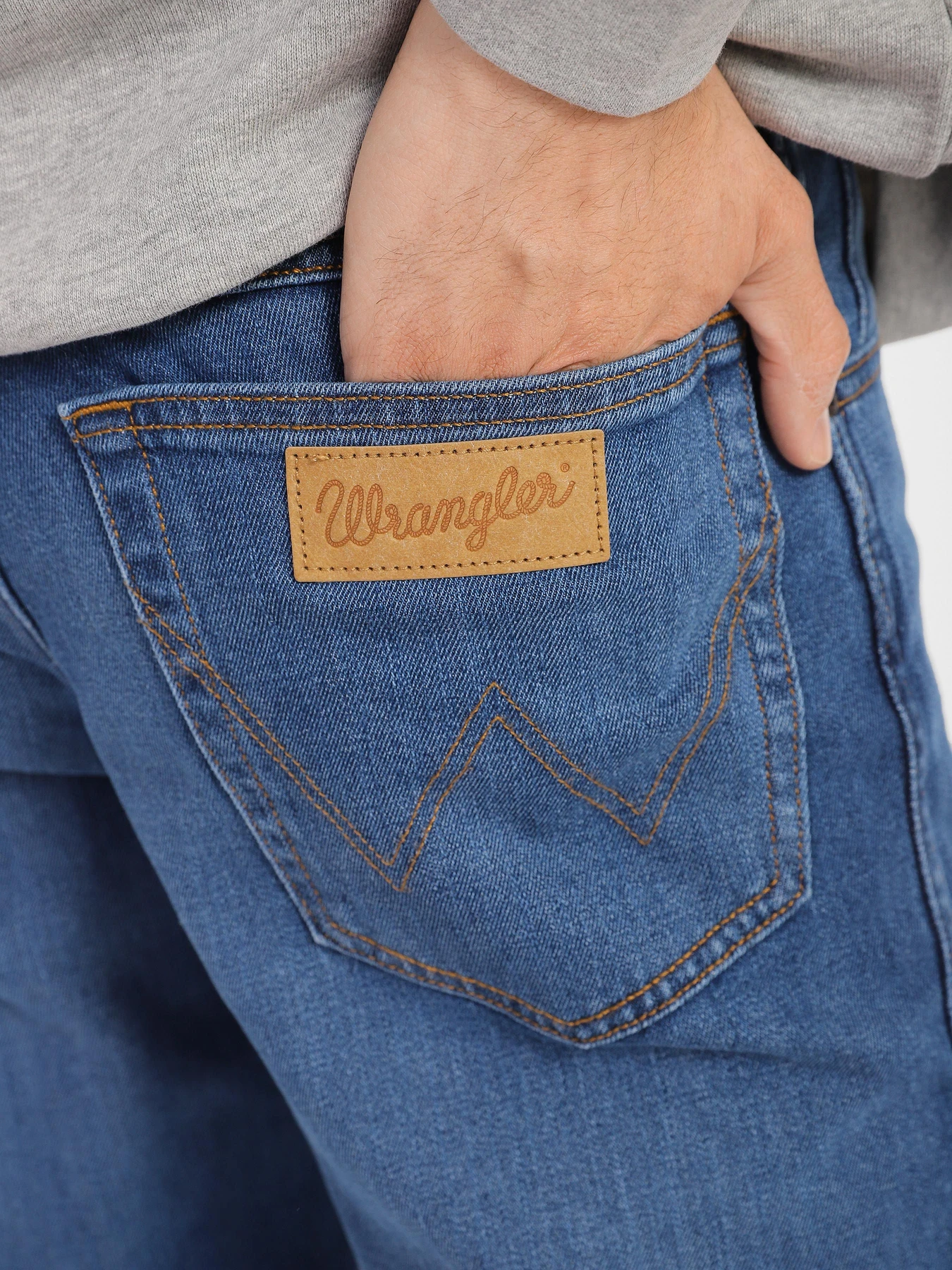 Джинсы Wrangler Texas модель W121AG42A_32 Фото