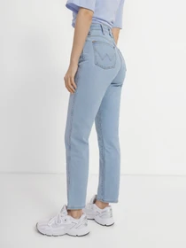 Джинсы Wrangler Mom модель W246HN42H_32 Фото