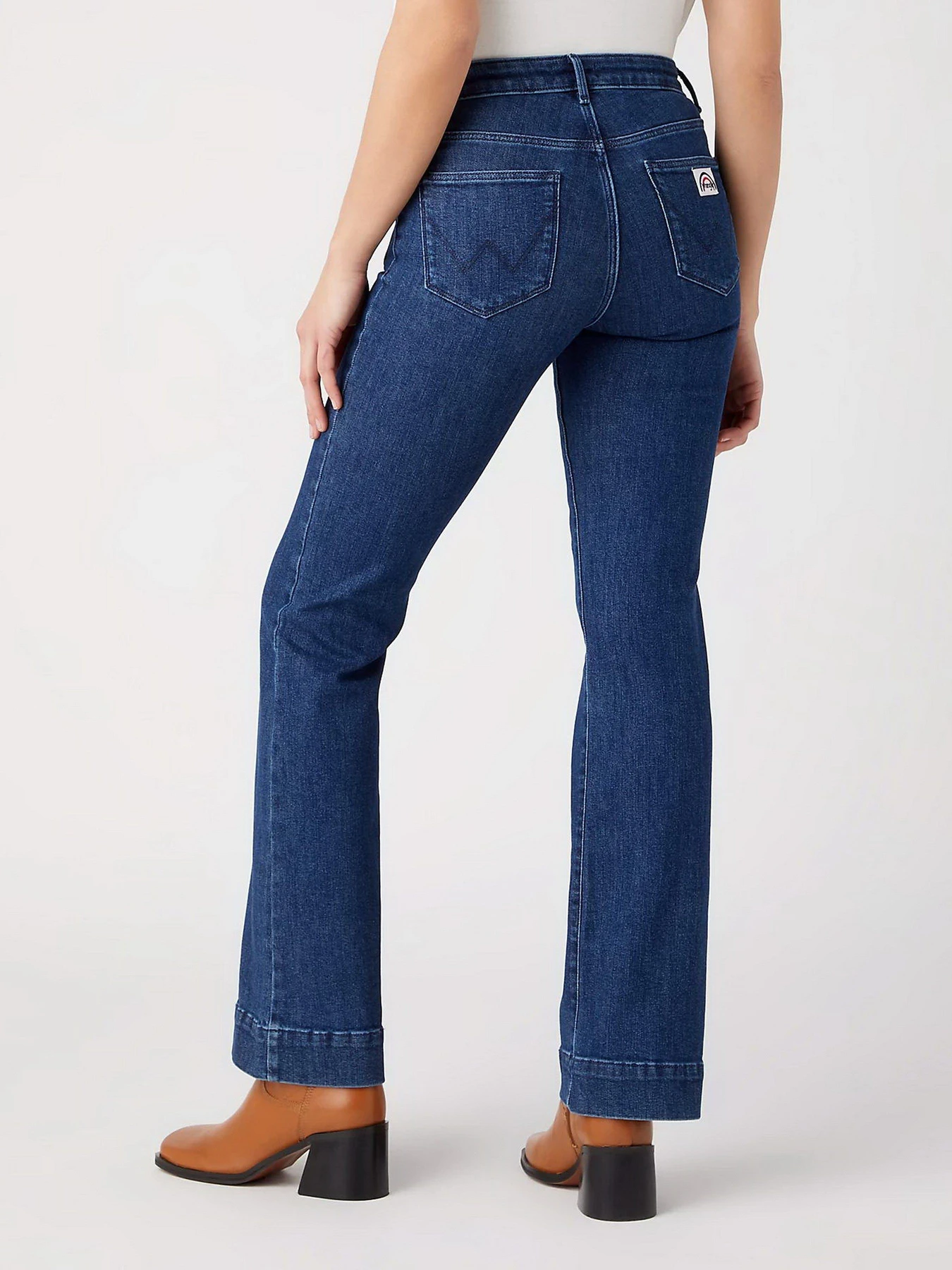 Джинсы Wrangler Flare модель 112342831 Джинсы Wrangler Flare модель 112342831 Фото