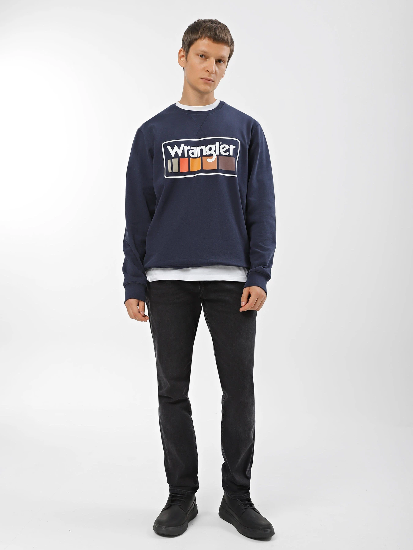 Худи и свитшоты Wrangler Graphic Crew Sweat модель 112339482 Худи и свитшоты Wrangler Graphic Crew Sweat модель 112339482 Фото