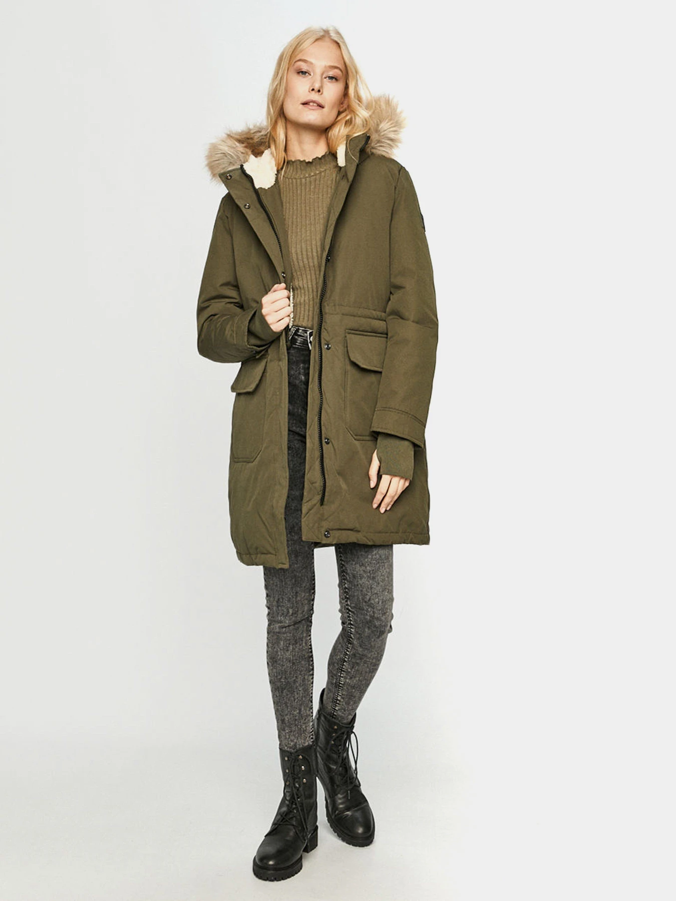 Куртки та дублянки Wrangler модель W4Q6V4G21 Куртки та дублянки Wrangler модель W4Q6V4G21 Фото