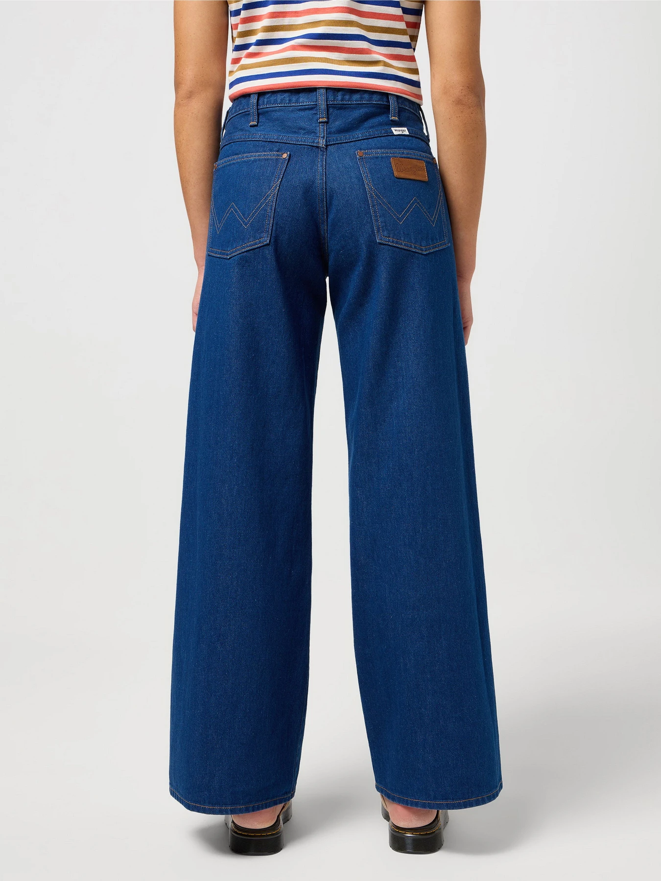 Джинсы Wrangler World Wide модель 112350735 Фото