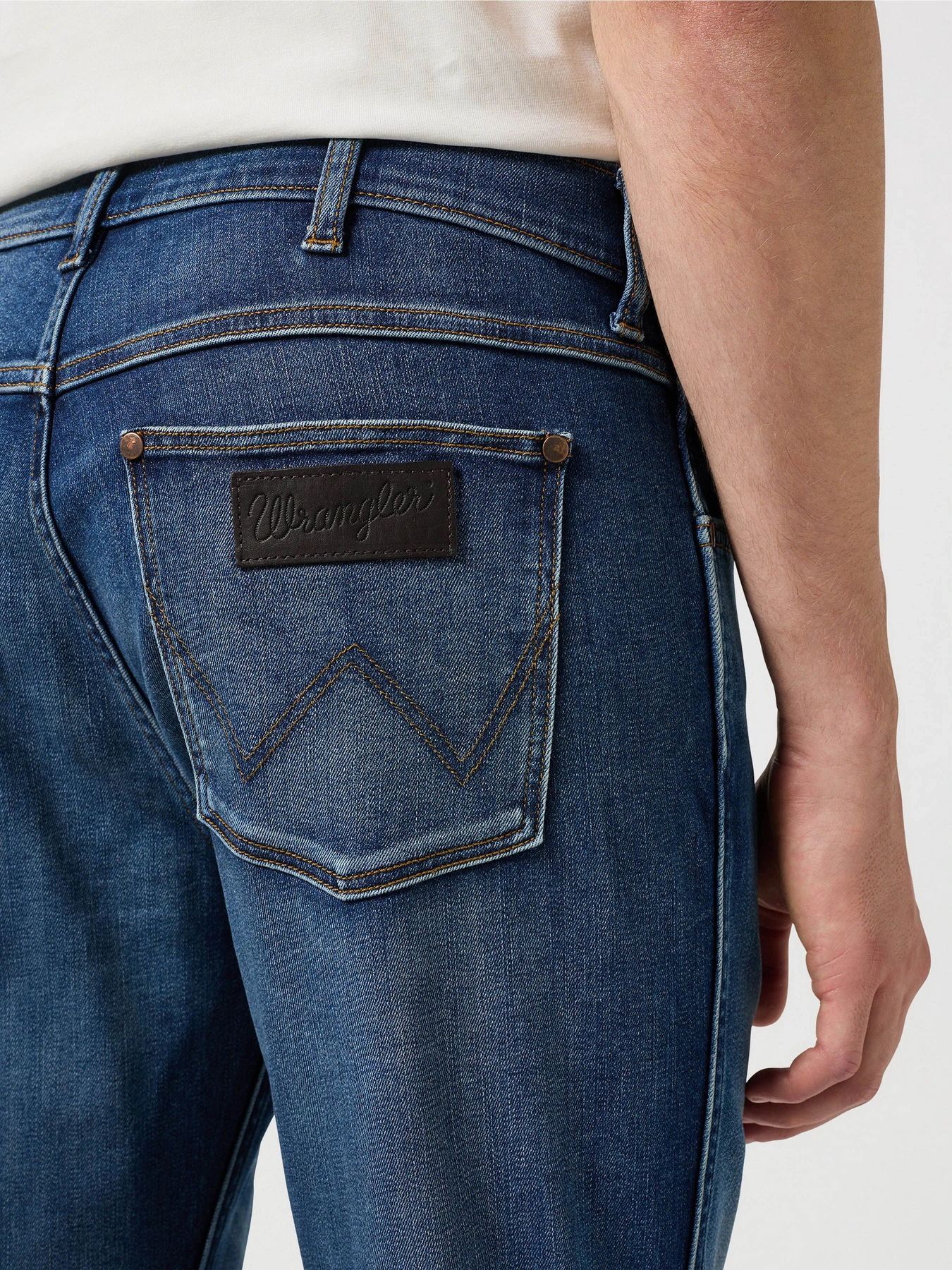 Джинси Wrangler Greensboro модель 112350838 Джинси Wrangler Greensboro модель 112350838 Фото