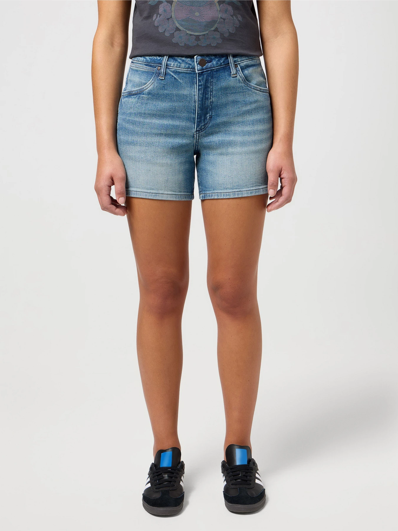 Шорти Wrangler Boyfriend модель 112351036 Шорти Wrangler Boyfriend модель 112351036 Фото