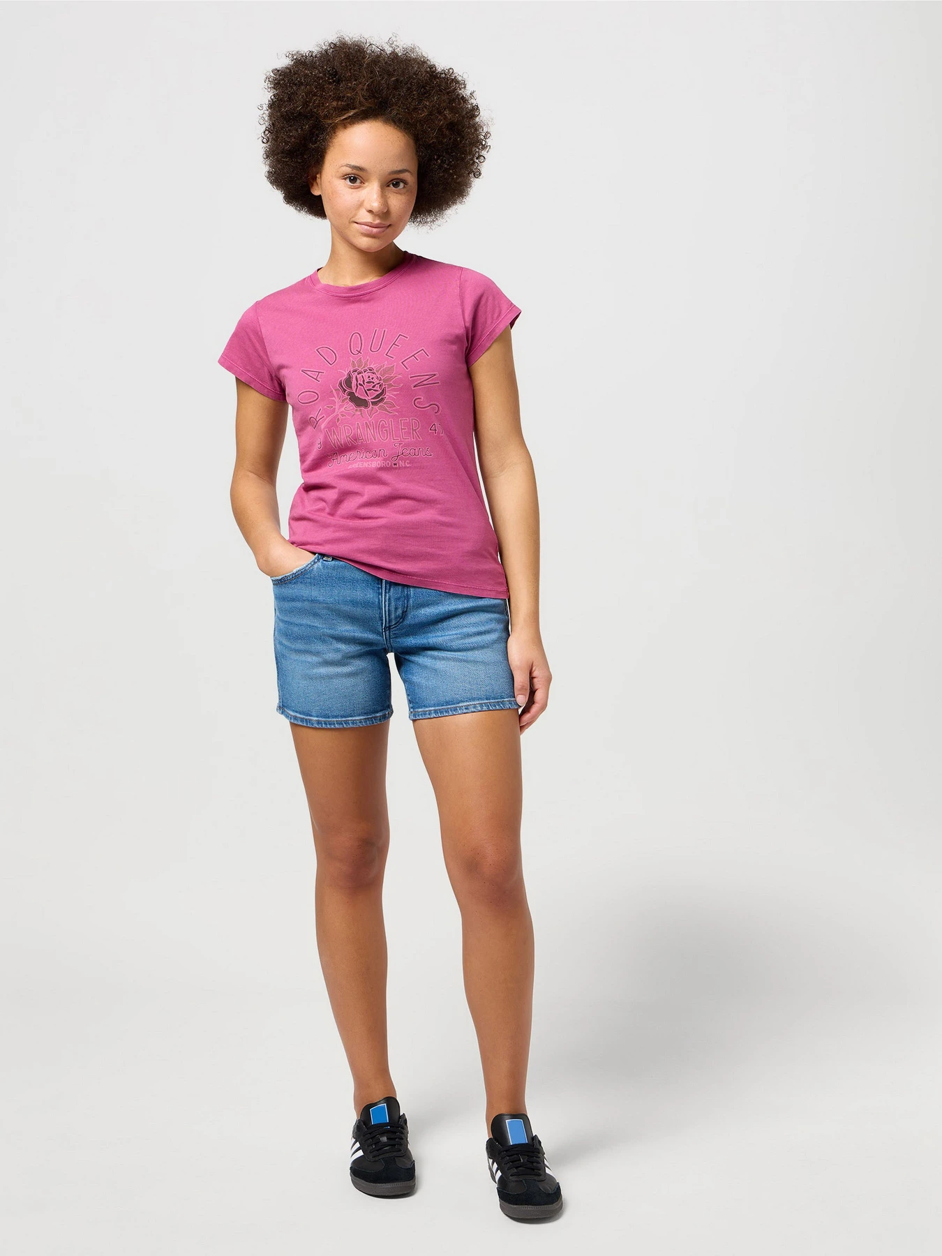 Шорты Wrangler Boyfriend модель 112351037 Фото