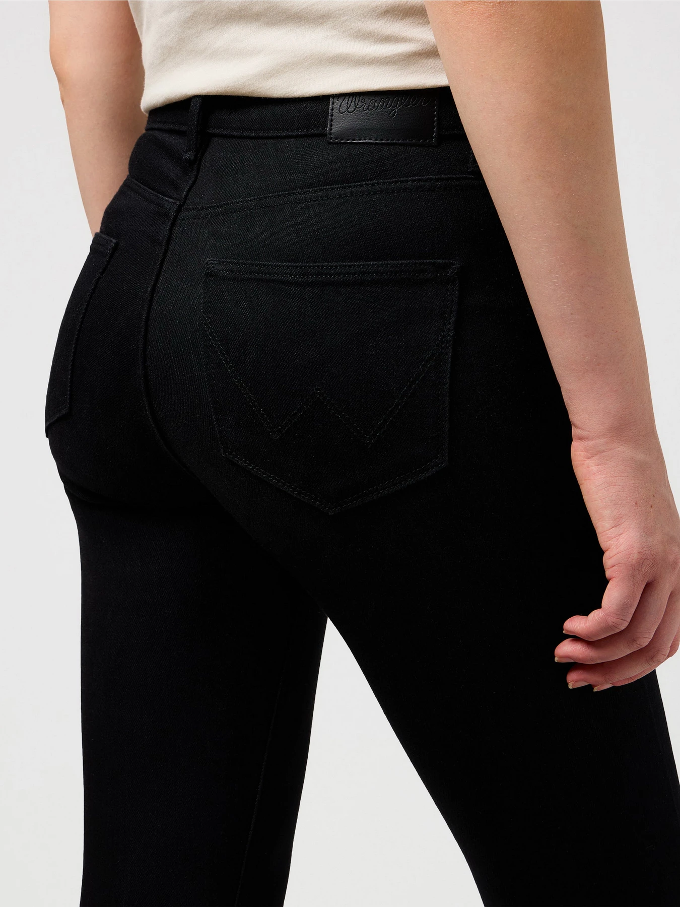 Джинси Wrangler Slim модель 112352334 Фото
