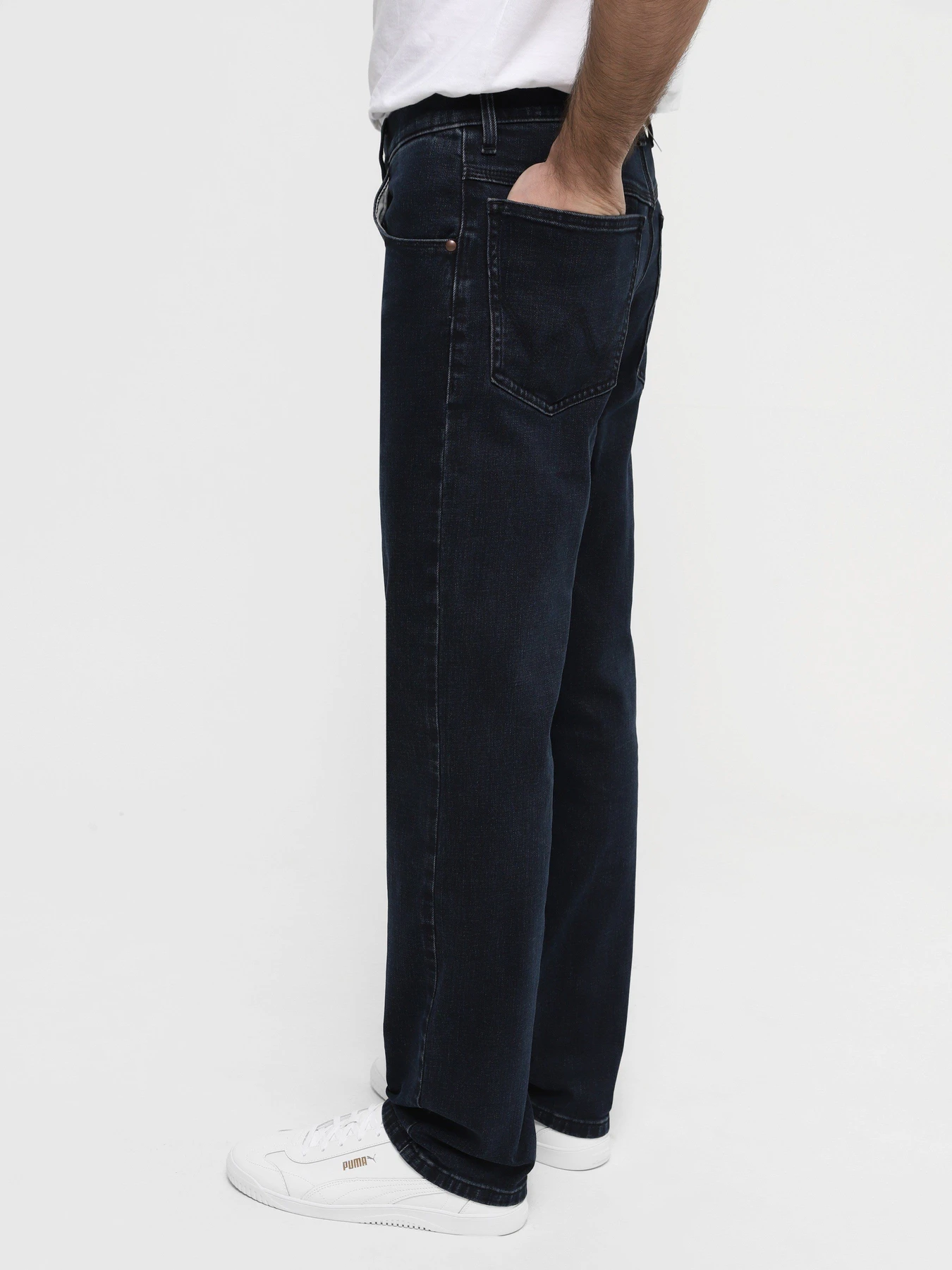 Джинсы Wrangler Straight модель W10TKF097 Джинсы Wrangler Straight модель W10TKF097 Фото
