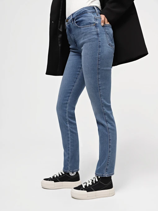 Джинсы Wrangler Slim модель W26LCY37M Фото