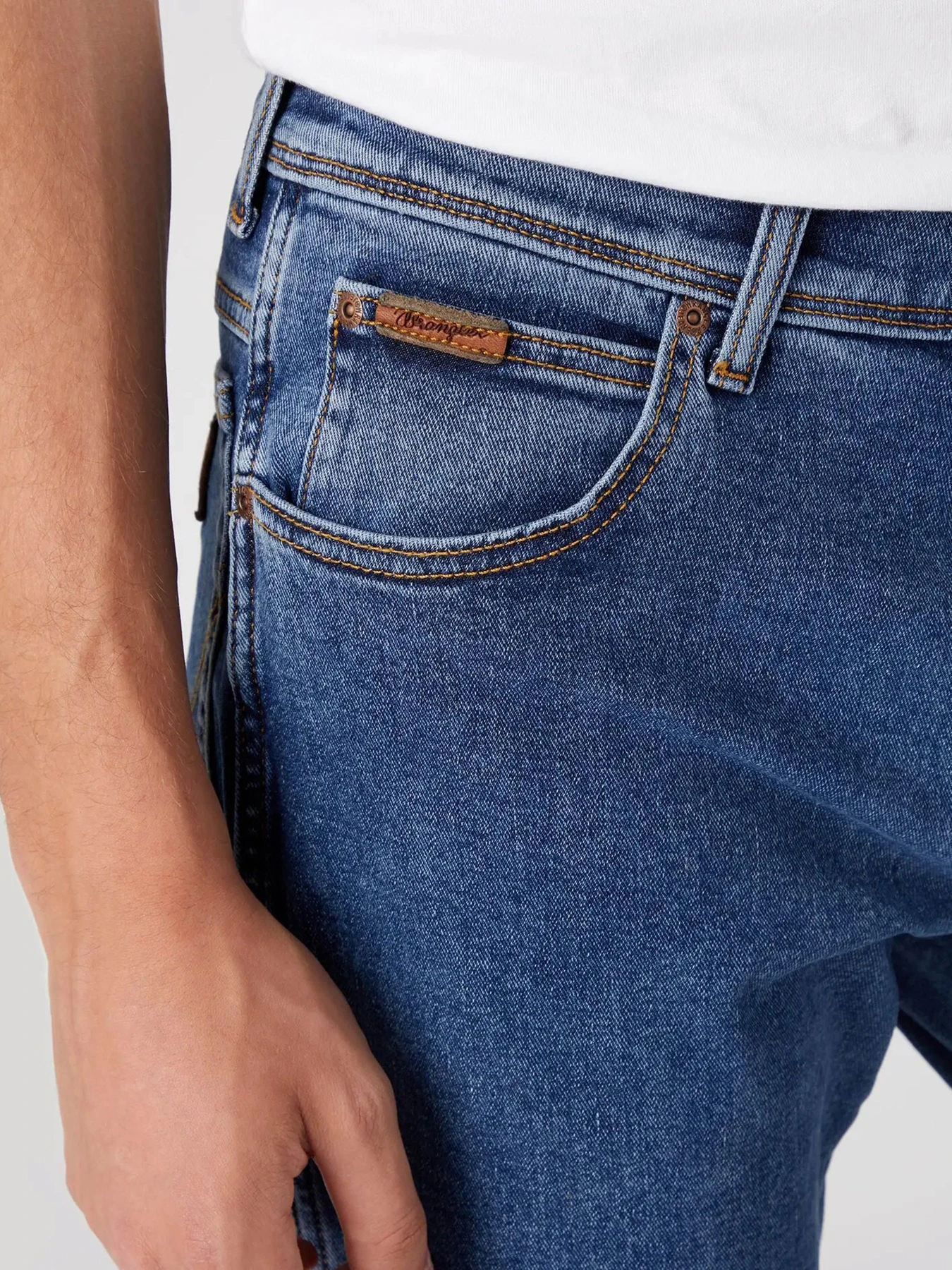 Джинсы Wrangler модель W12133010 Джинсы Wrangler модель W12133010 Фото