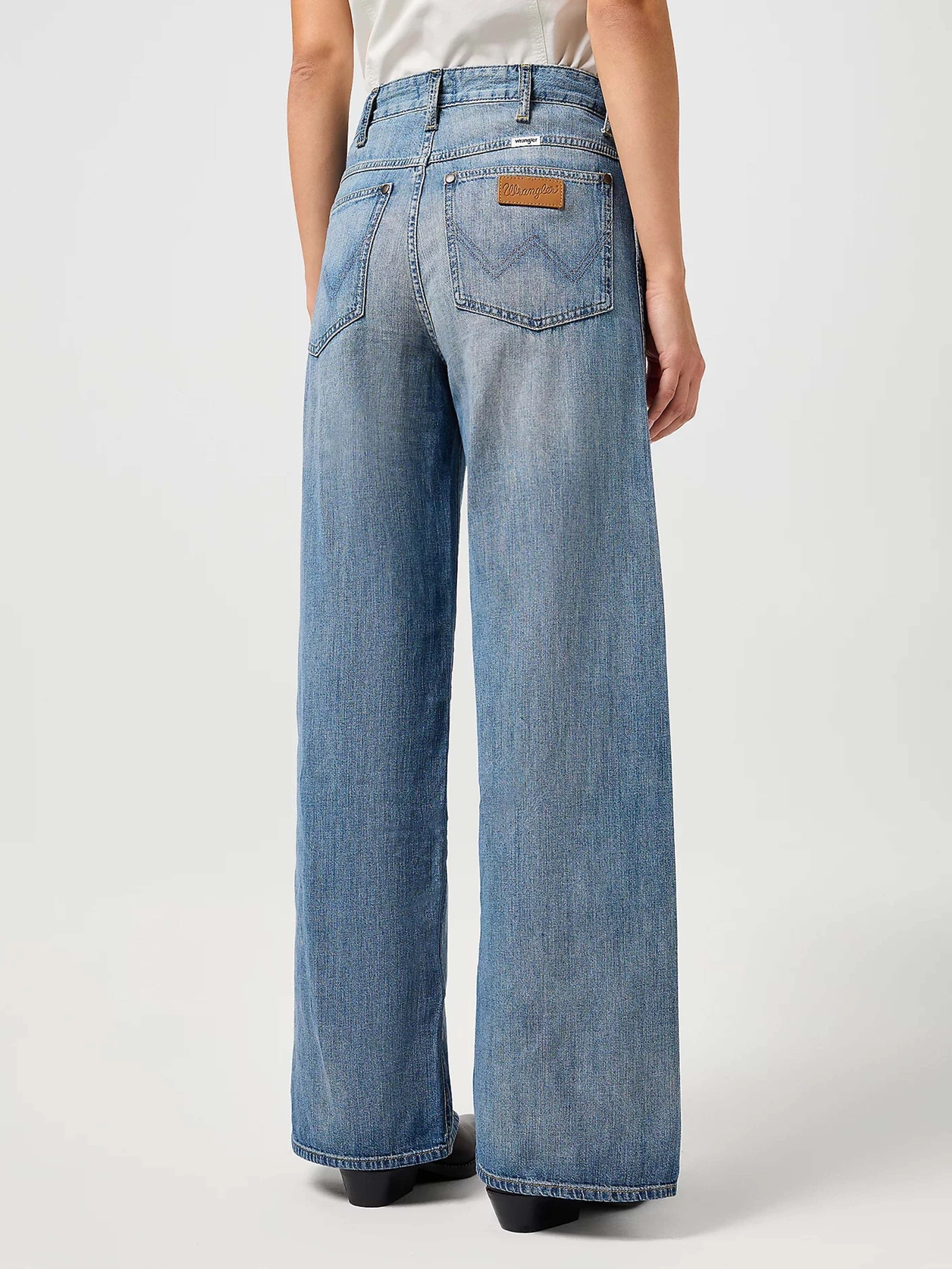 Джинси Wrangler модель 112362780 Джинси Wrangler модель 112362780 Фото