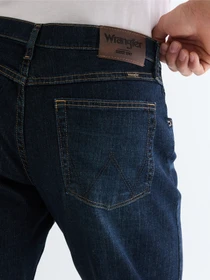 Джинсы Wrangler RELAXED FIT модель 112352957 Фото