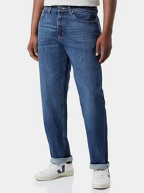 Джинсы Wrangler RELAXED FIT модель 112352871 Фото