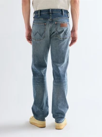 Джинси Wrangler FRONTIER модель 112377828 Фото