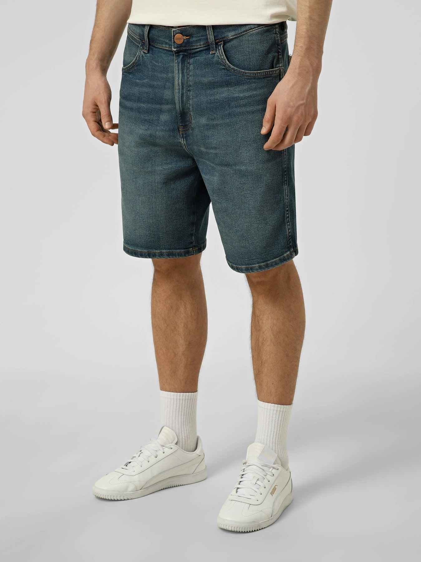 Шорти Wrangler FRONTIER SHORT модель 112378462 Шорти Wrangler FRONTIER SHORT модель 112378462 Фото