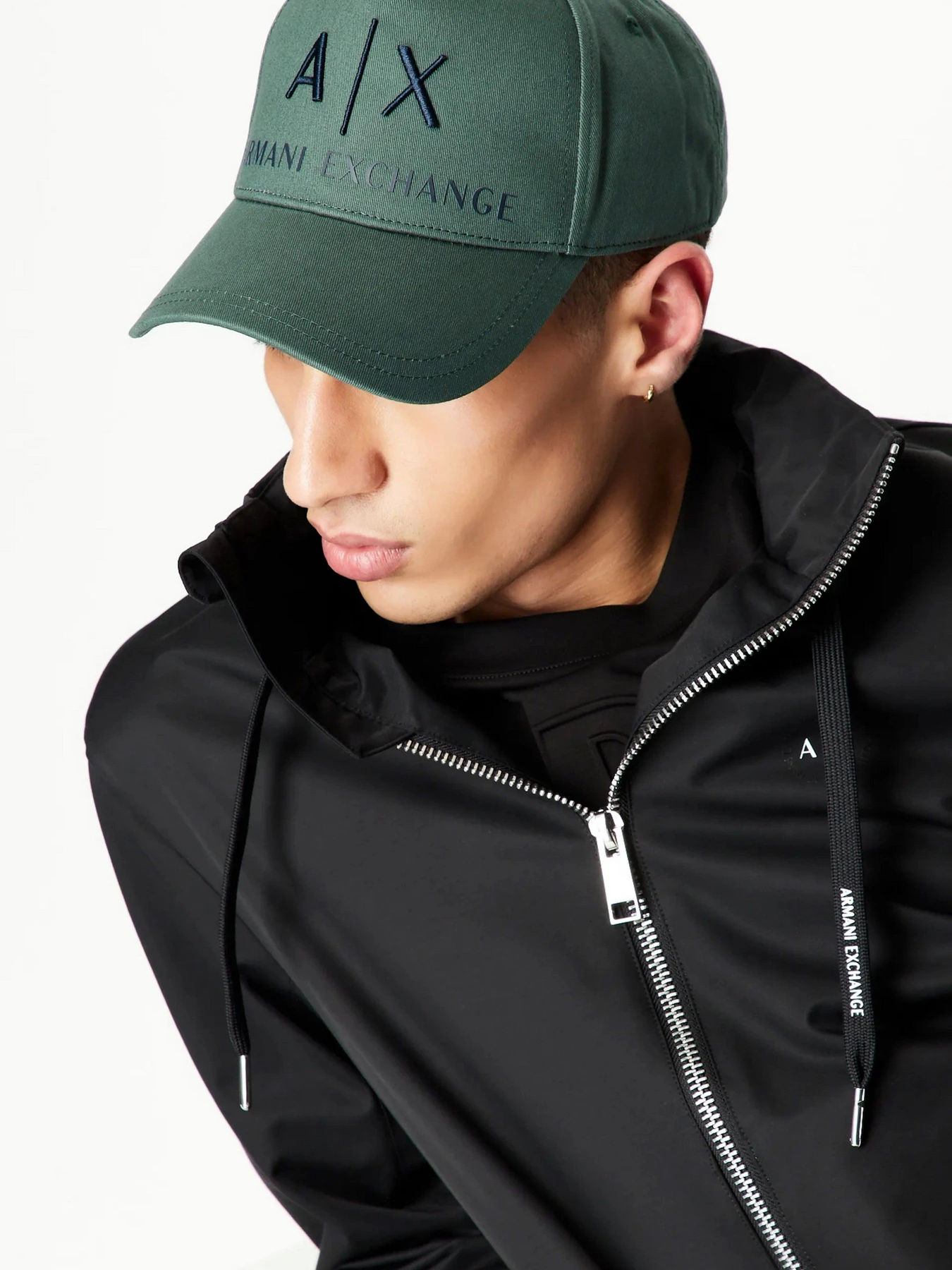 Шапки и кепки Armani Exchange модель 954039-CC513-15083 Шапки и кепки Armani Exchange модель 954039-CC513-15083 Фото