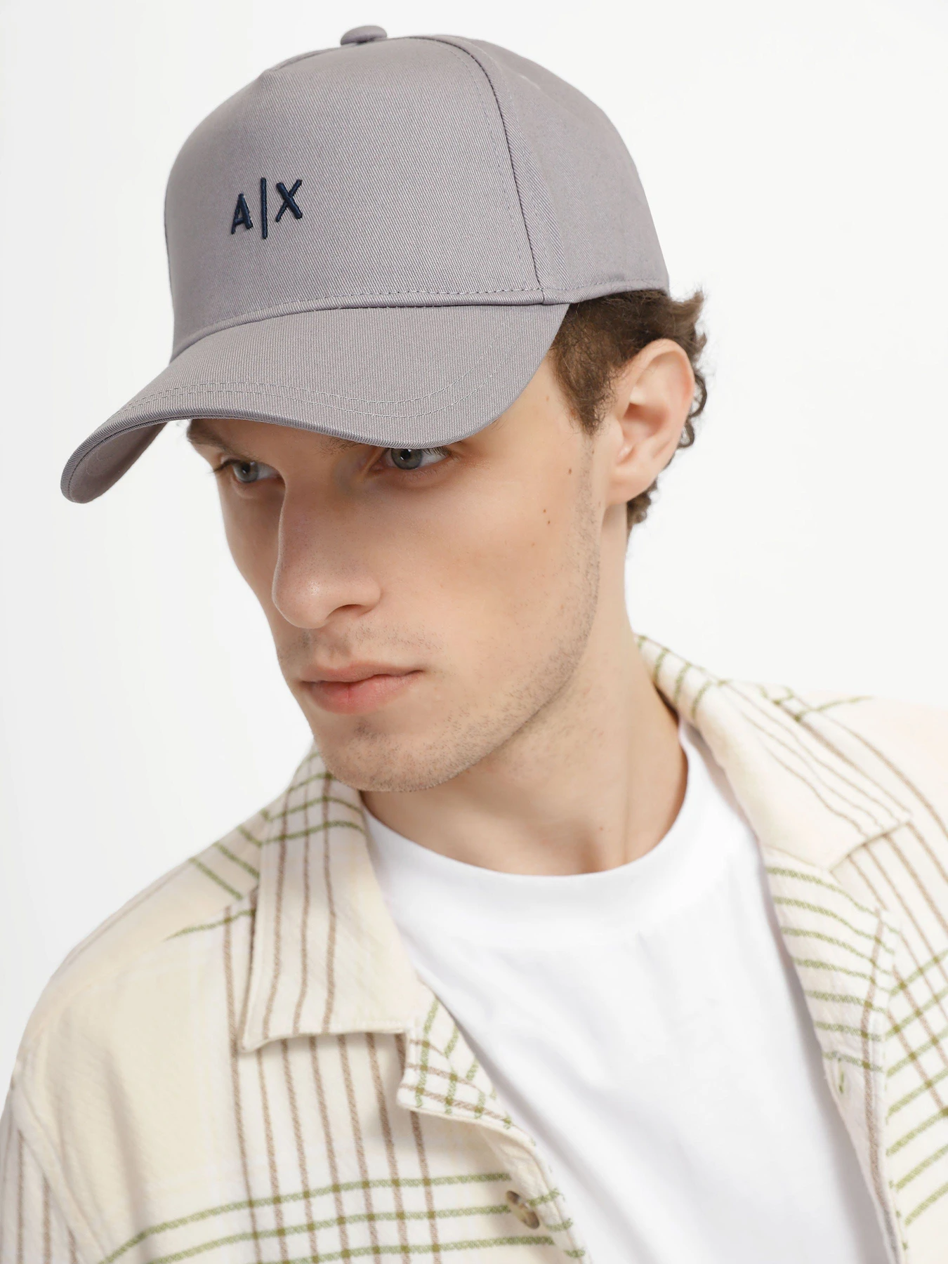 Шапки та кепки Armani Exchange модель 954112-CC571-12749 Шапки та кепки Armani Exchange модель 954112-CC571-12749 Фото