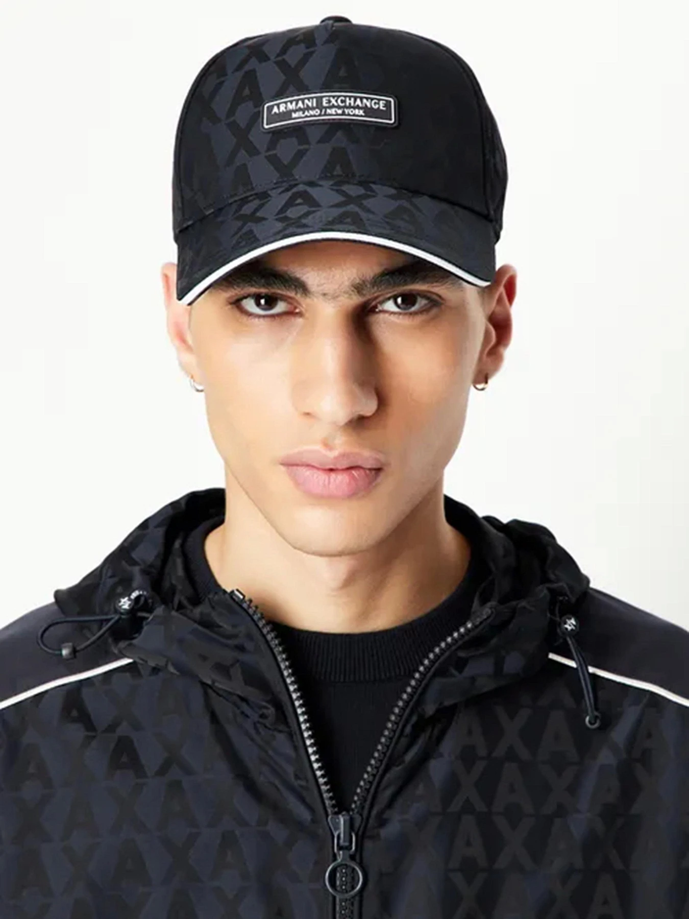 Шапки и кепки Armani Exchange модель 954217-3R125-03739 Шапки и кепки Armani Exchange модель 954217-3R125-03739 Фото