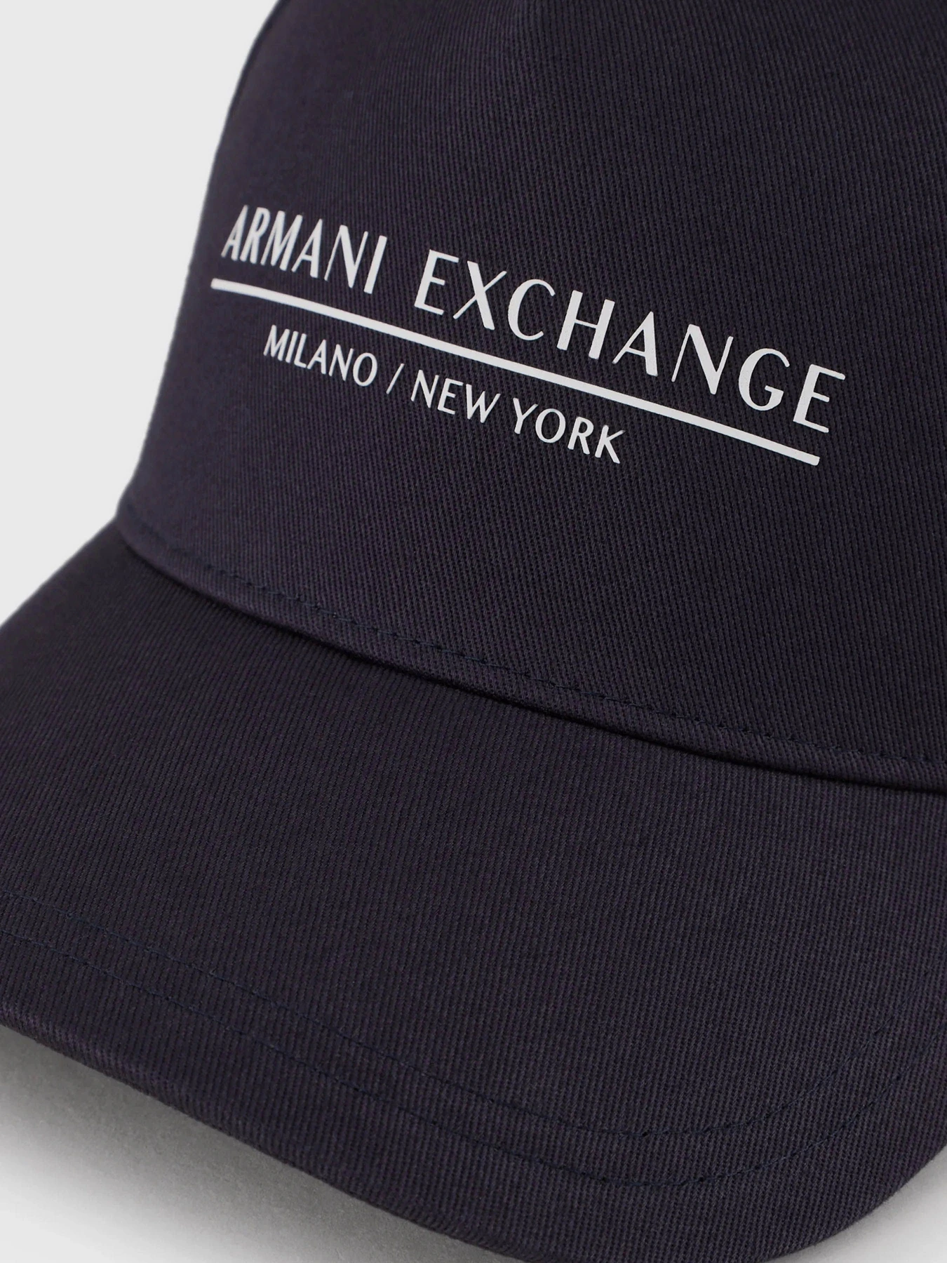 Шапки и кепки Armani Exchange Essential модель 954202-CC150-00035 Шапки и кепки Armani Exchange Essential модель 954202-CC150-00035 Фото