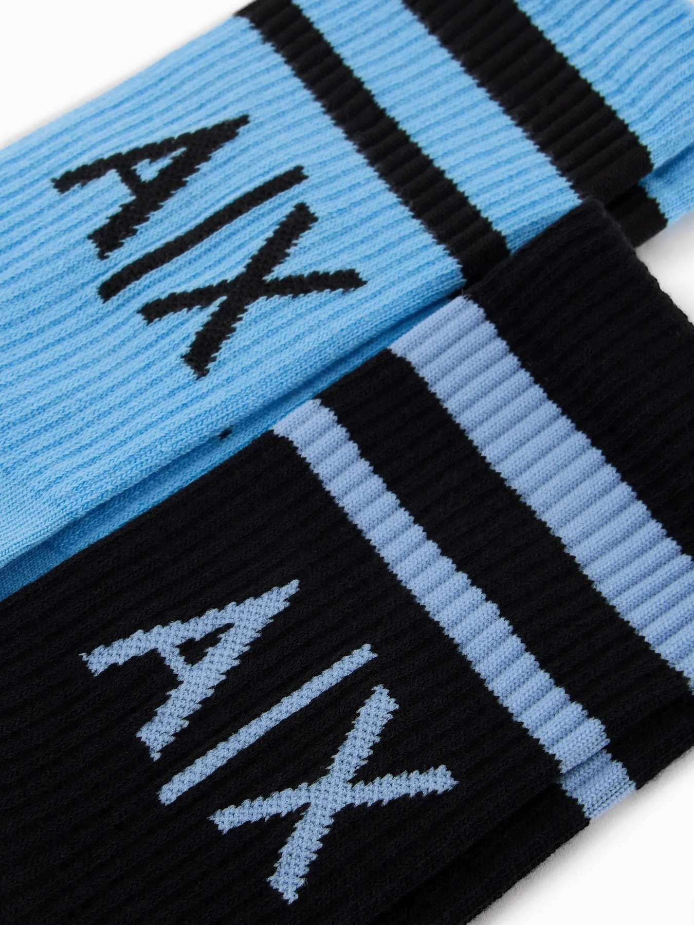 Шкарпетки та гольфи Armani Exchange 37,5 - 40 модель 943030-CC650-24432 Шкарпетки та гольфи Armani Exchange 37,5 - 40 модель 943030-CC650-24432 Фото