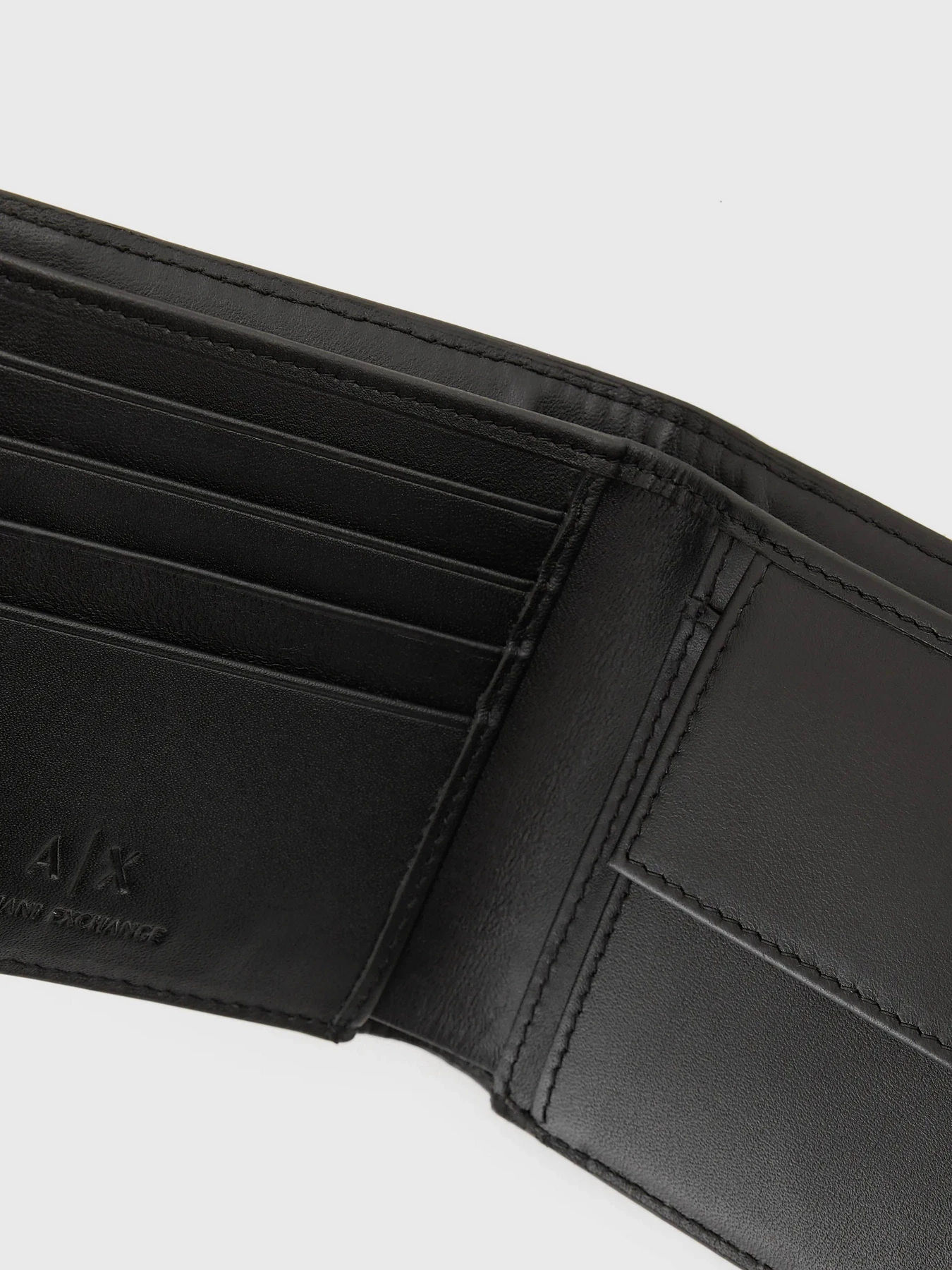 Кошельки Armani Exchange модель 958098-CC831-19921 Кошельки Armani Exchange модель 958098-CC831-19921 Фото