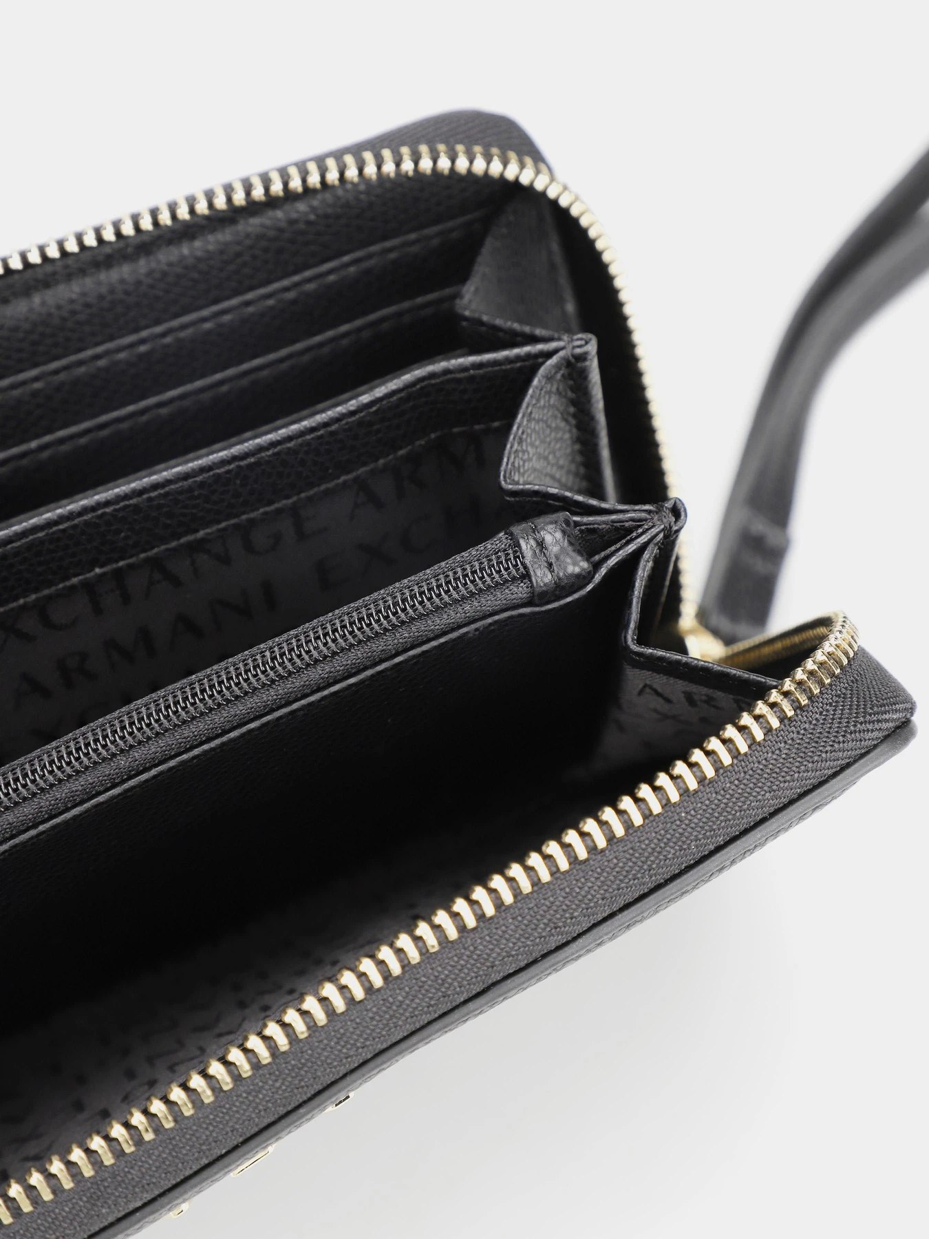 Кошельки Armani Exchange модель 948451-4R731-19921 Фото