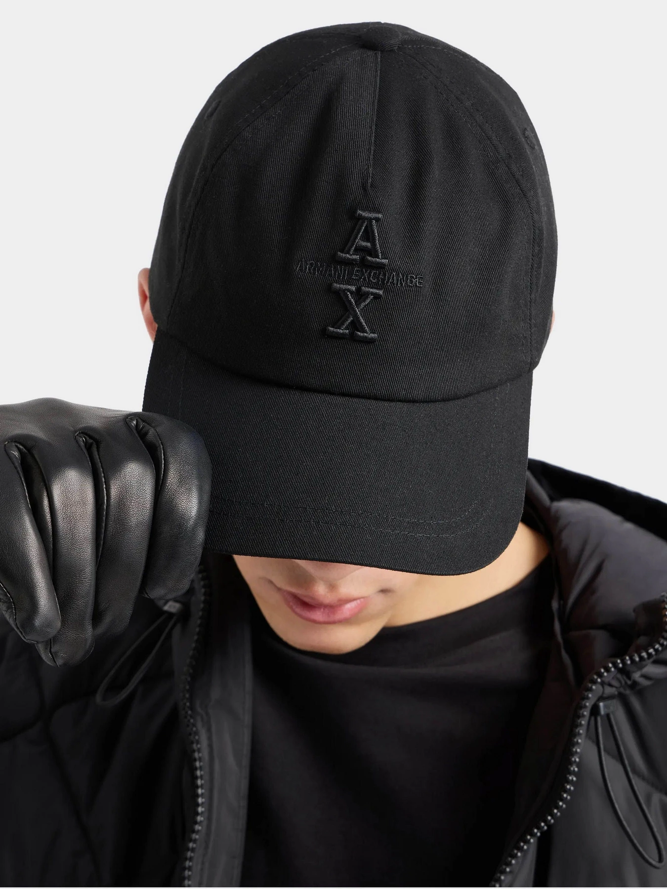 Шапки и кепки Armani Exchange модель 954220-4F101-00020 Шапки и кепки Armani Exchange модель 954220-4F101-00020 Фото