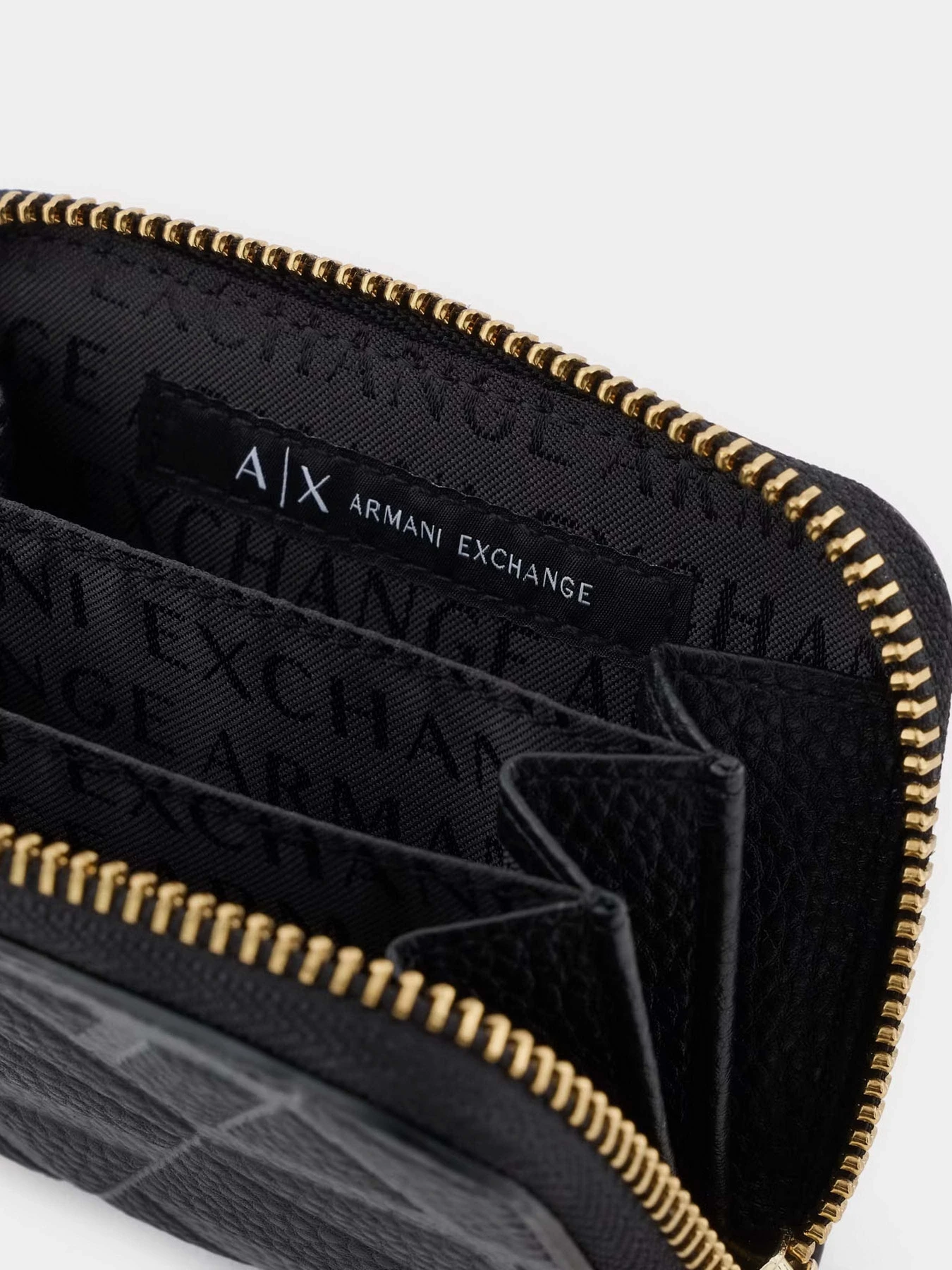 Гаманці Armani Exchange модель 948595-4F784-19921 Гаманці Armani Exchange модель 948595-4F784-19921 Фото