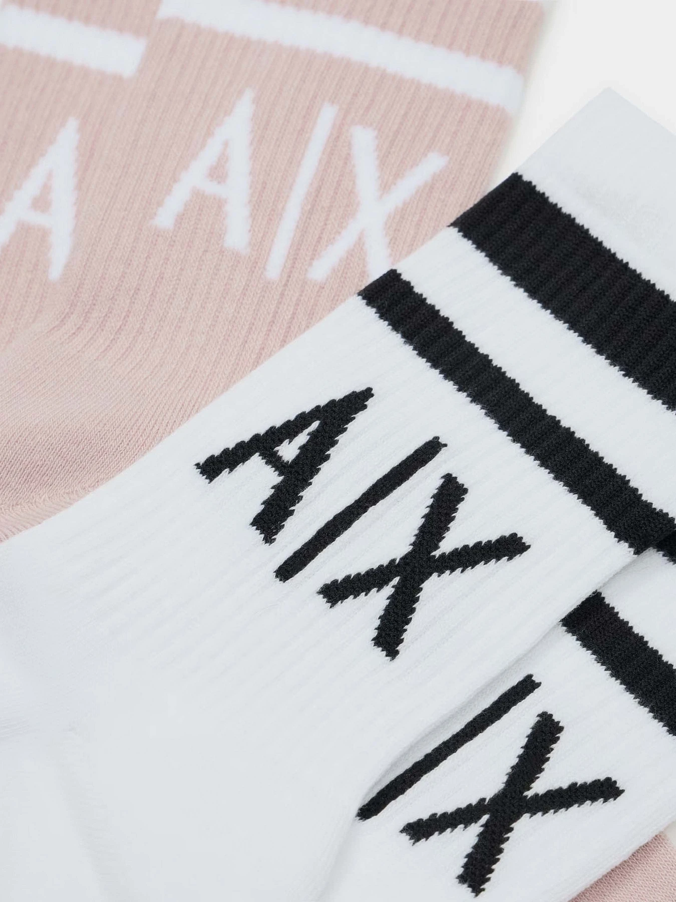 Носки и гольфы Armani Exchange 37,5 - 40 модель 943030-CC650-20770 Носки и гольфы Armani Exchange 37,5 - 40 модель 943030-CC650-20770 Фото