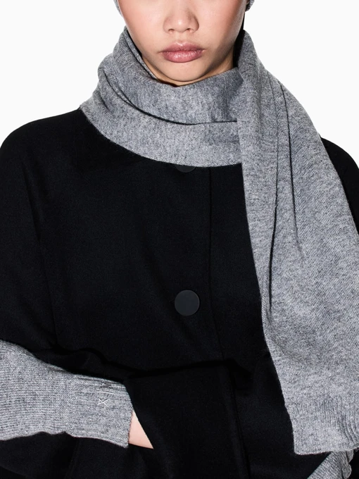 Armani Exchange Шарф колір сірий фото 3