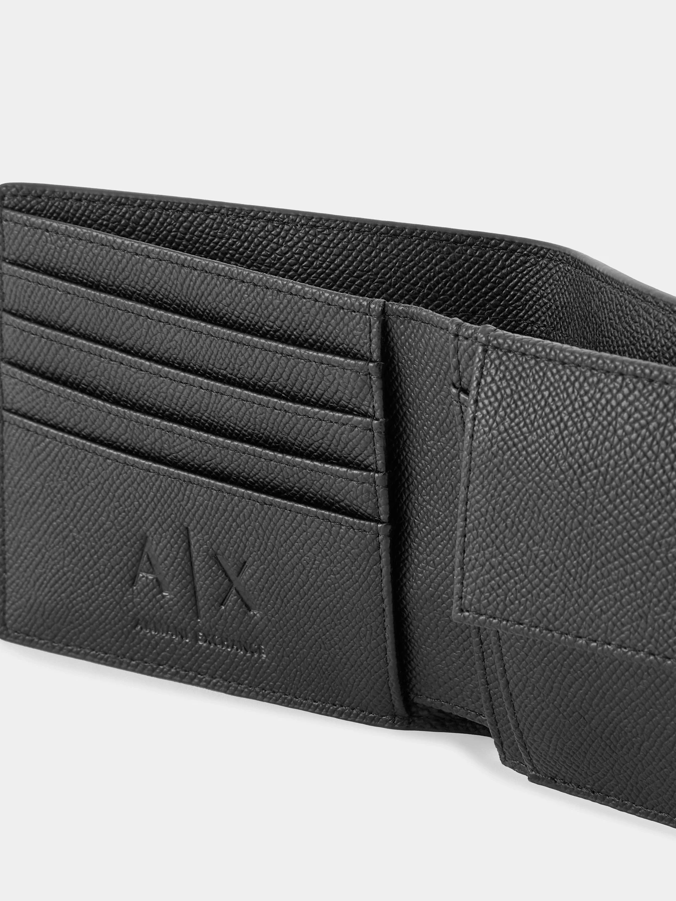 Гаманці Armani Exchange модель XM000167-AF19931-UC001 Гаманці Armani Exchange модель XM000167-AF19931-UC001 Фото