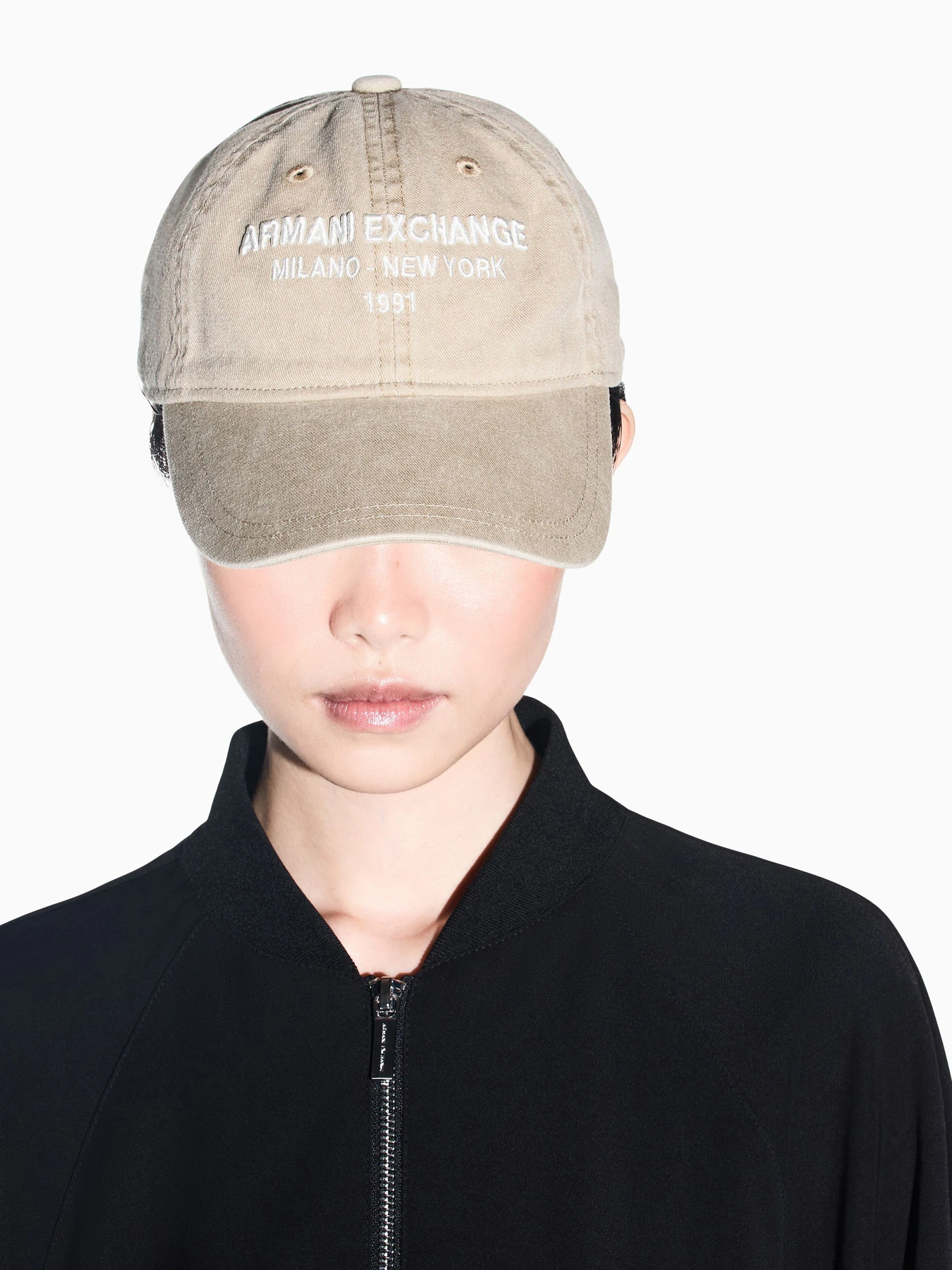 Шапки и кепки Armani Exchange модель XM003634-AF15502-U6161 Шапки и кепки Armani Exchange модель XM003634-AF15502-U6161 Фото
