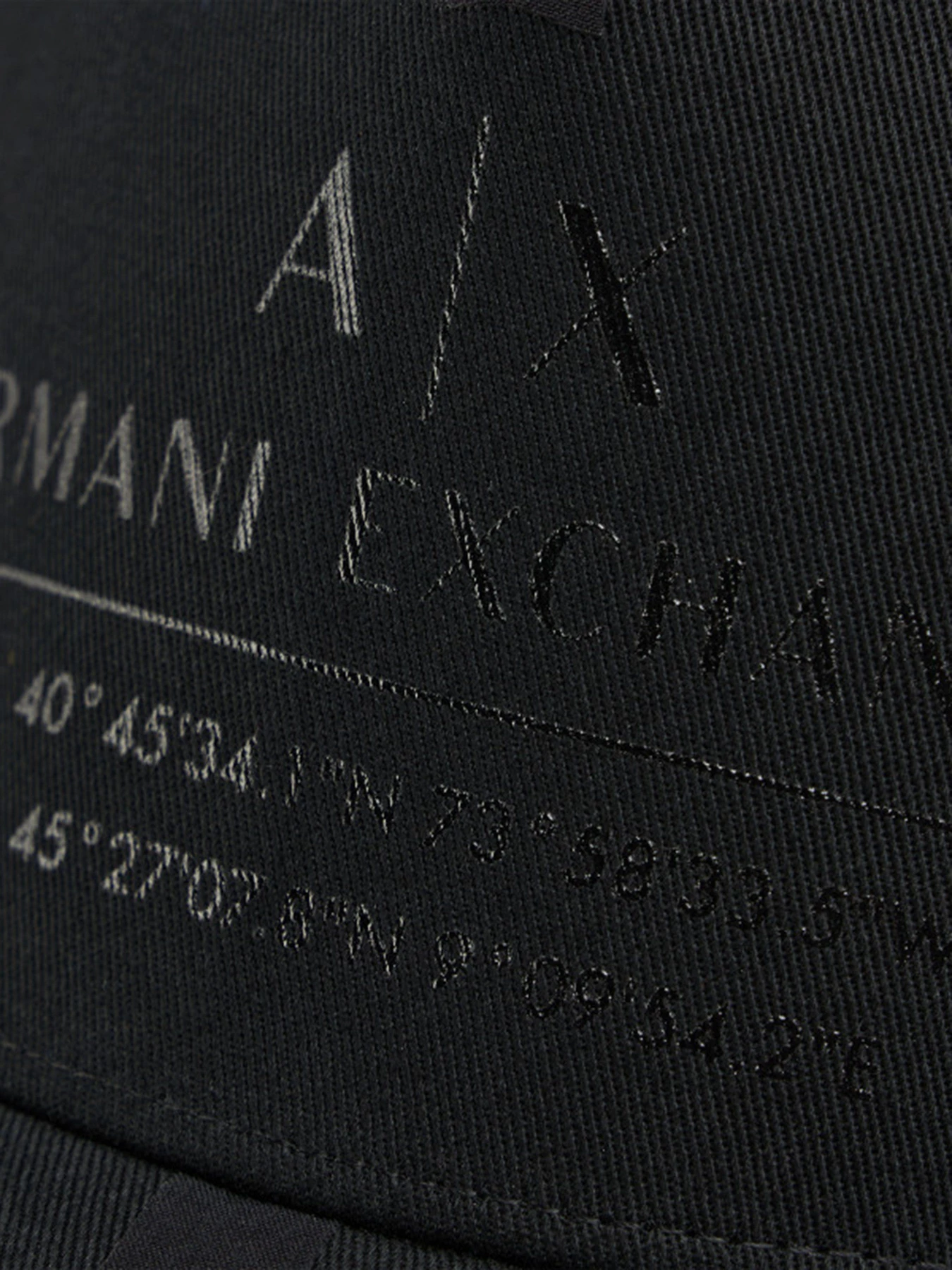 Шапки и кепки Armani Exchange модель 954202-1P102-00020 Фото
