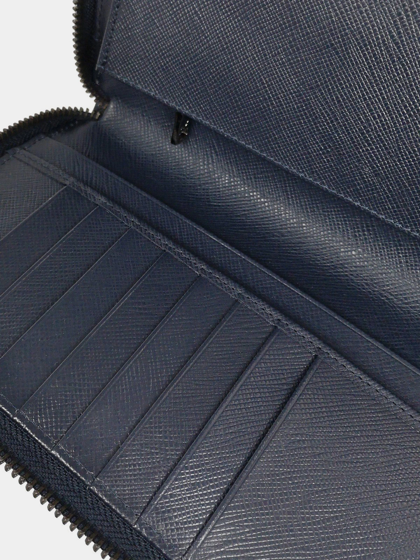 Кошельки Armani Exchange модель 958055-CC223-04939 Кошельки Armani Exchange модель 958055-CC223-04939 Фото