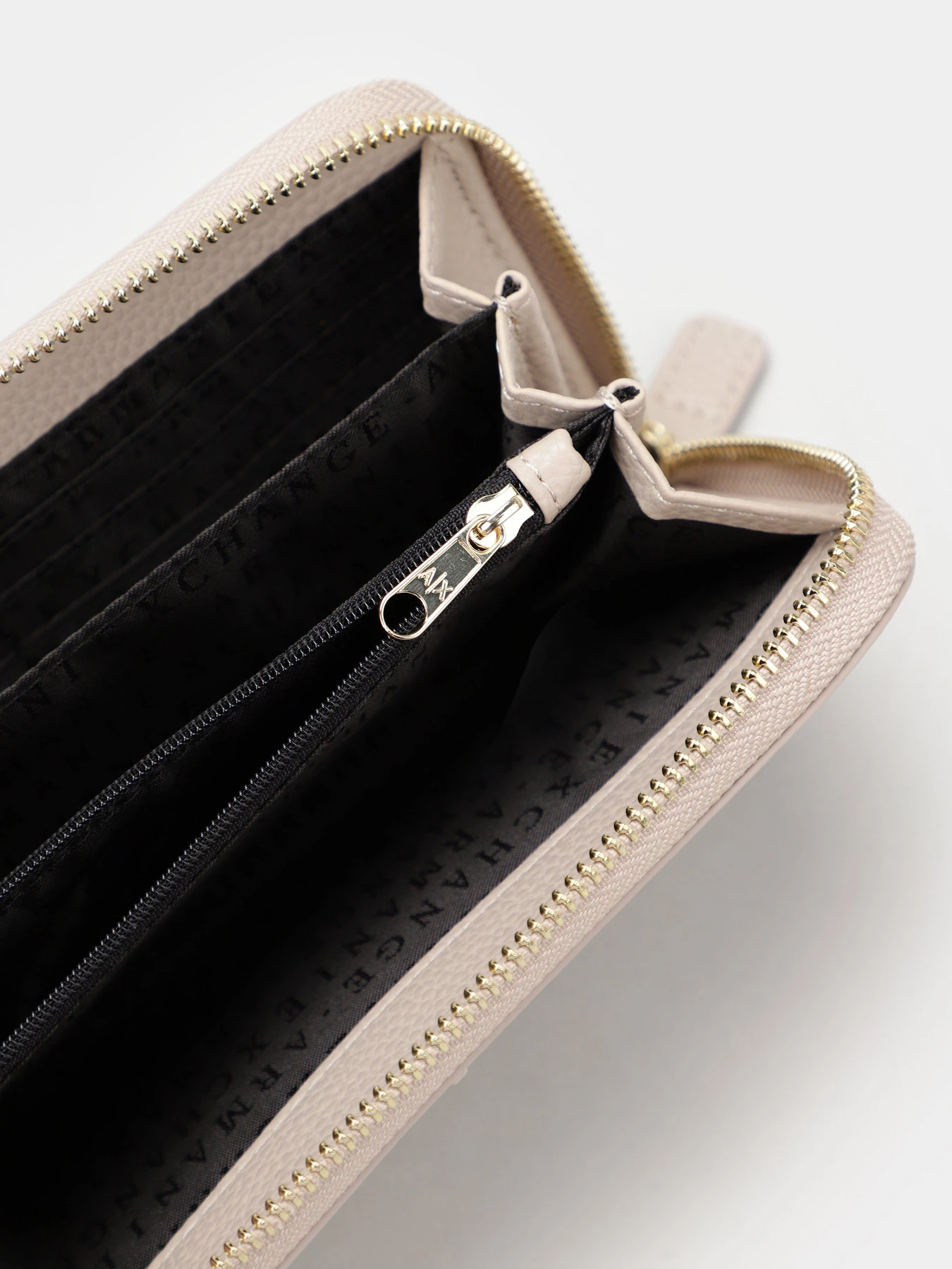 Кошельки Armani Exchange модель 948451-2F755-07351 Фото