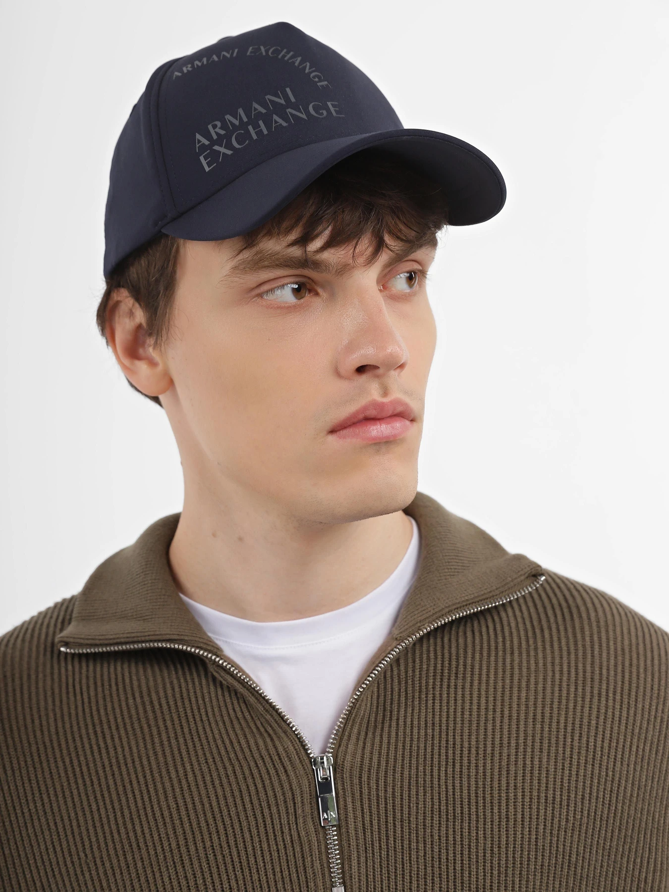 Шапки та кепки Armani Exchange модель 954202-2F101-00035 Шапки та кепки Armani Exchange модель 954202-2F101-00035 Фото