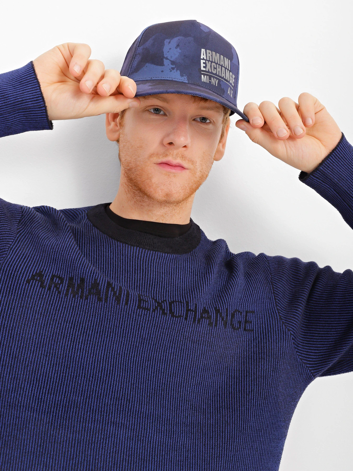 Шапки и кепки Armani Exchange модель 954202-2F102-47936 Фото