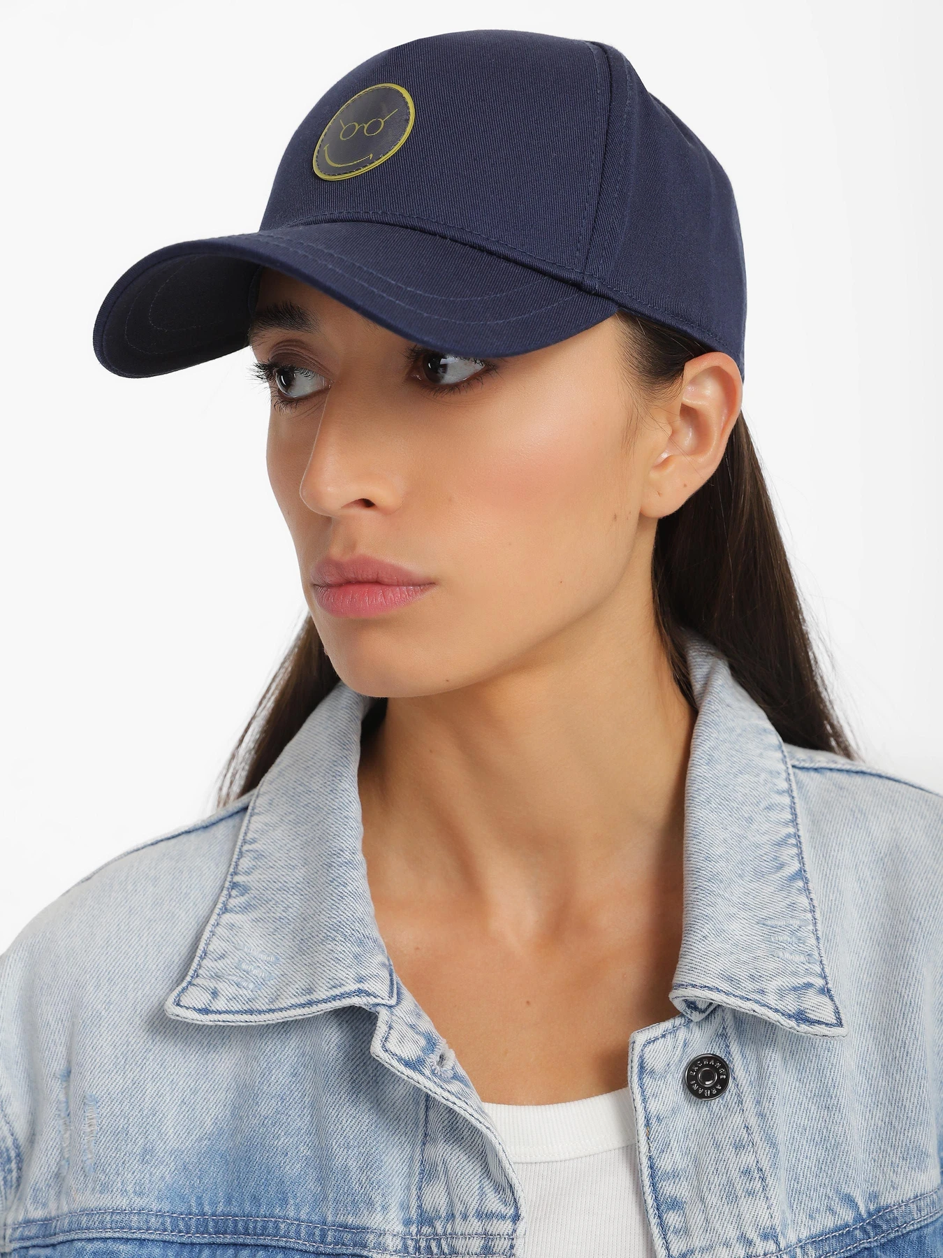 Шапки та кепки Armani Exchange SMILEYWORLD® модель 944163-2F191-68035 Шапки та кепки Armani Exchange SMILEYWORLD® модель 944163-2F191-68035 Фото